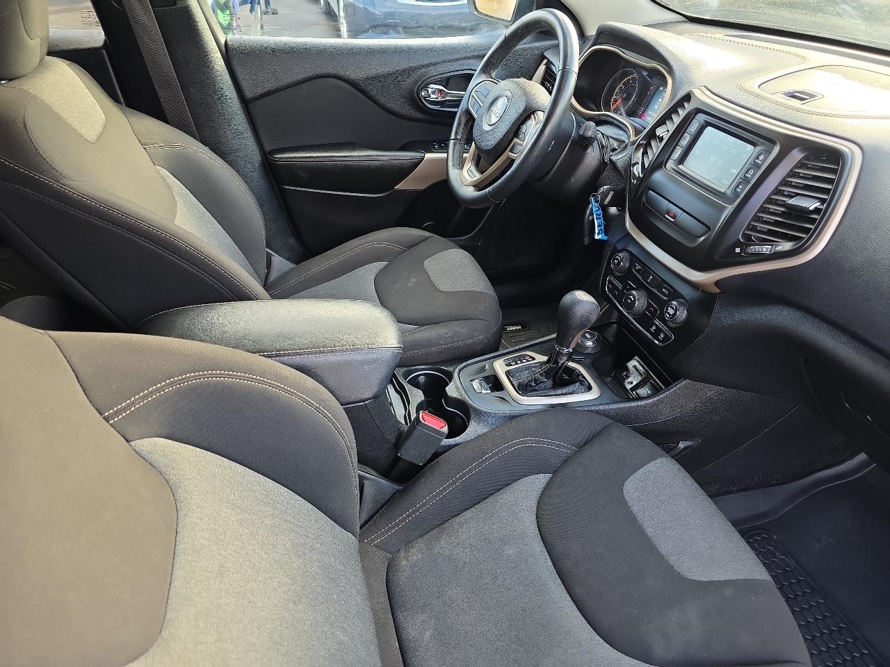 Jeep Cherokee Latitude 4WD 2018