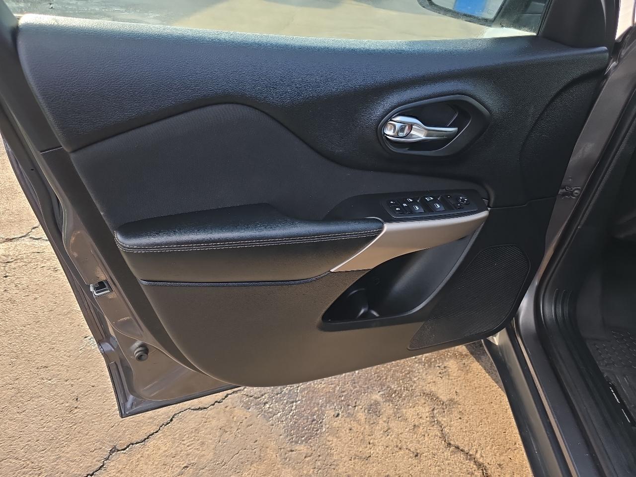 Jeep Cherokee Latitude 4WD 2018