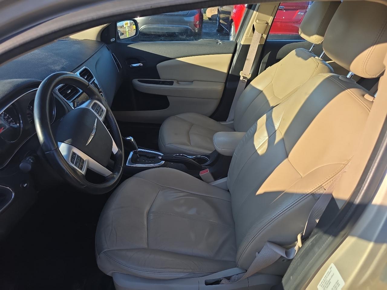 Chrysler 200 Limited 2014