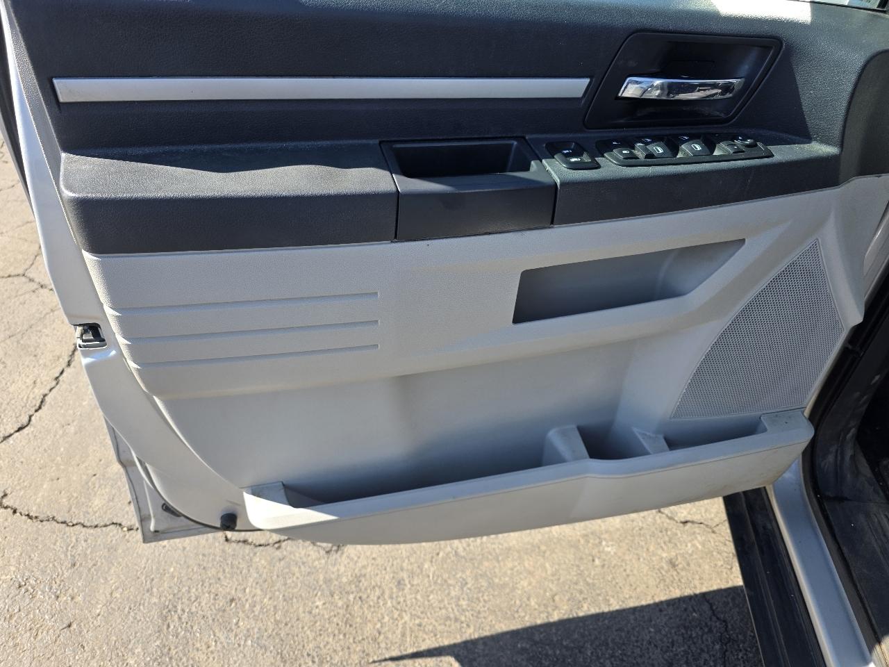 Dodge Grand Caravan SE 2010