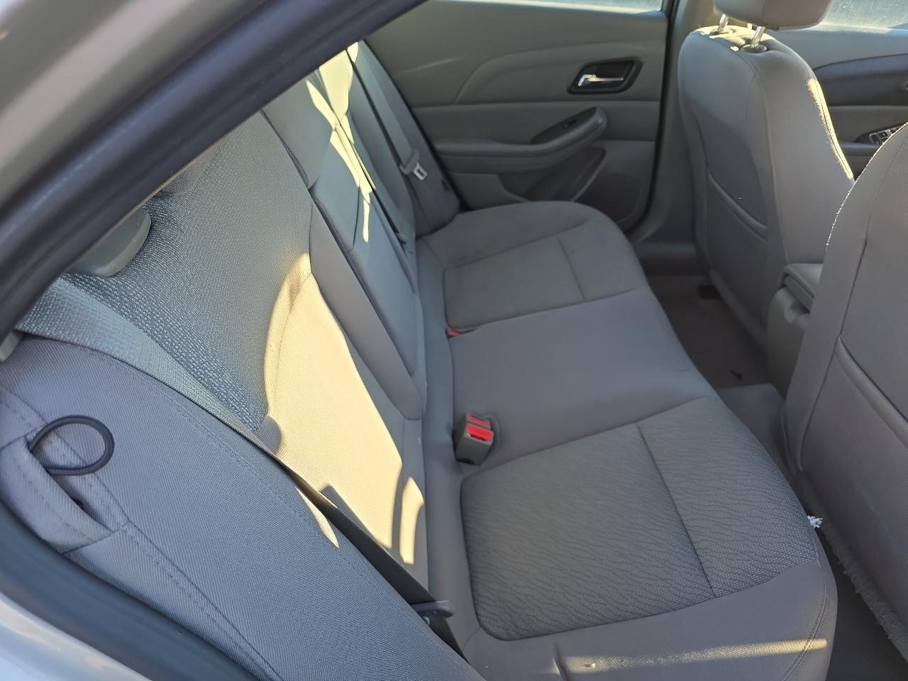 Chevrolet Malibu LS 2013