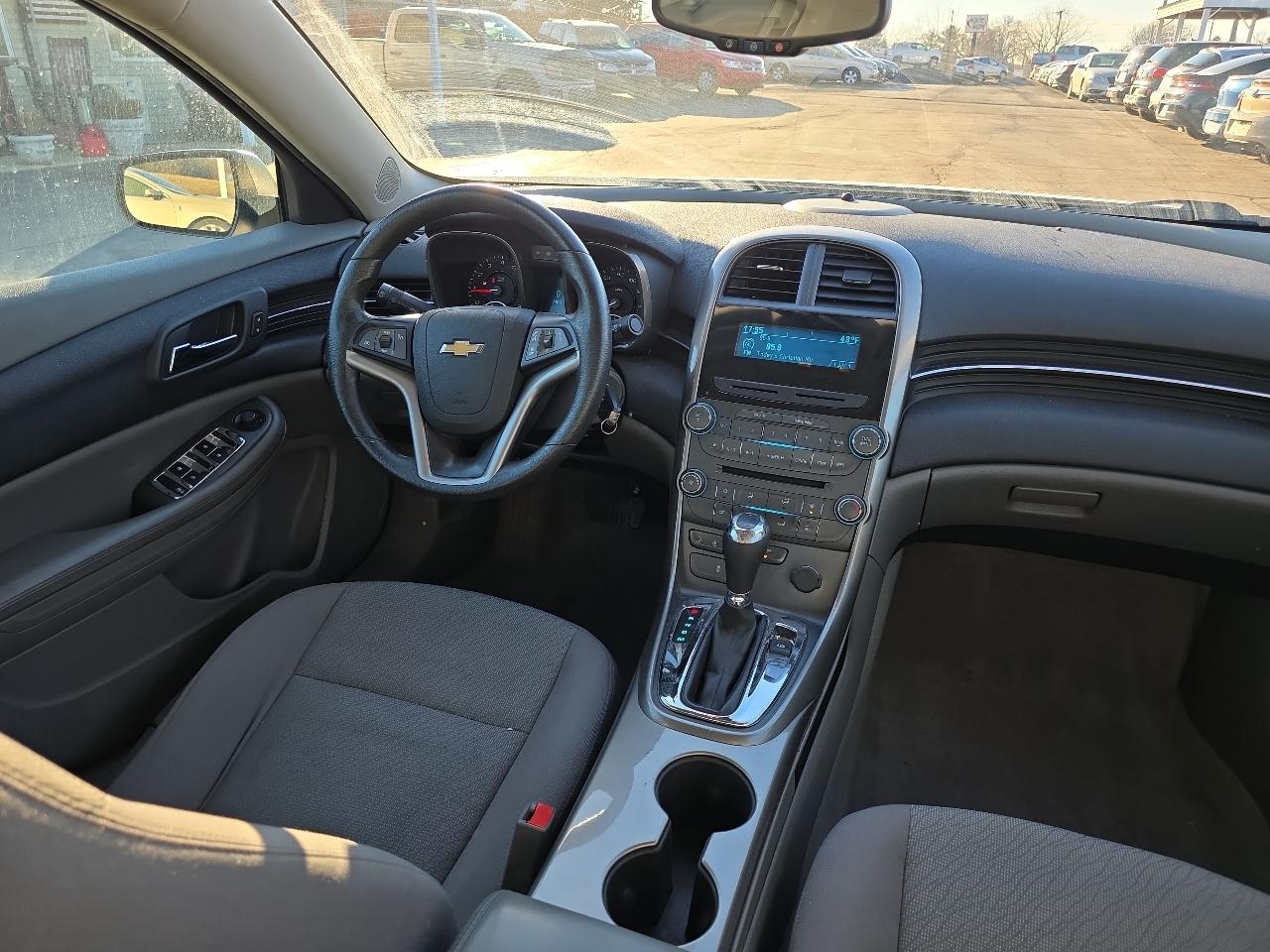 Chevrolet Malibu LS 2013