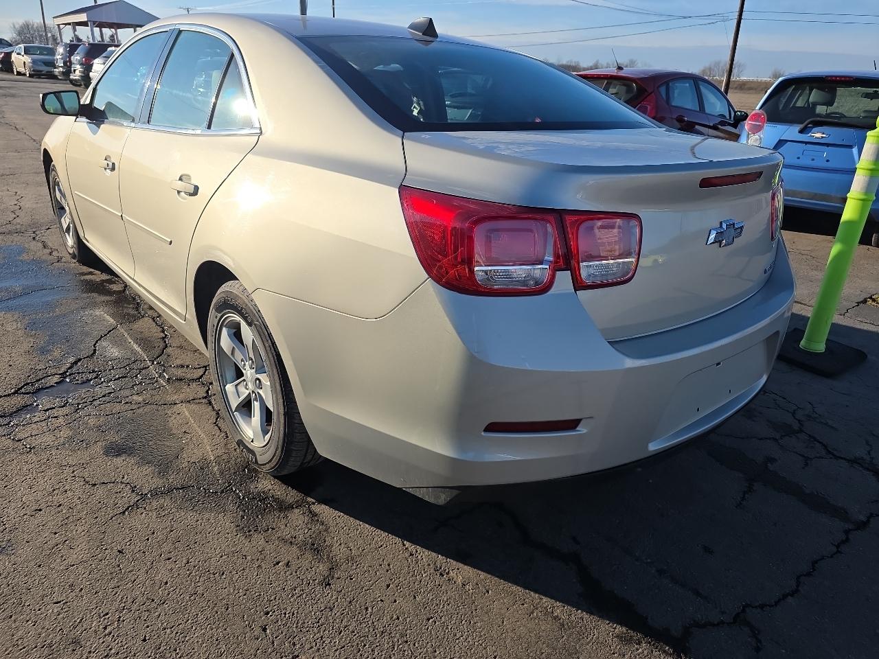 Chevrolet Malibu LS 2013