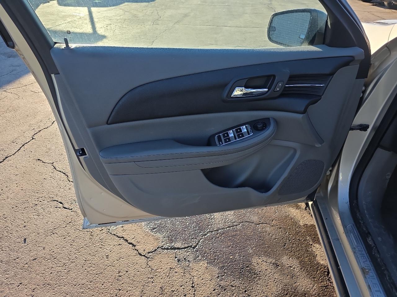 Chevrolet Malibu LS 2013