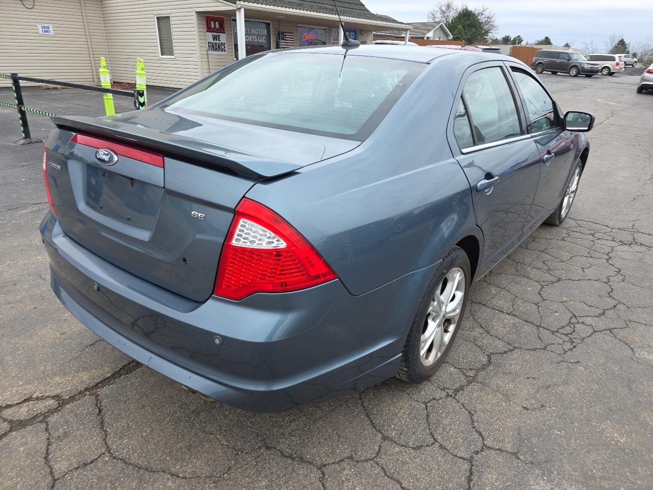 Ford Fusion 4dr Sdn SE FWD 2012