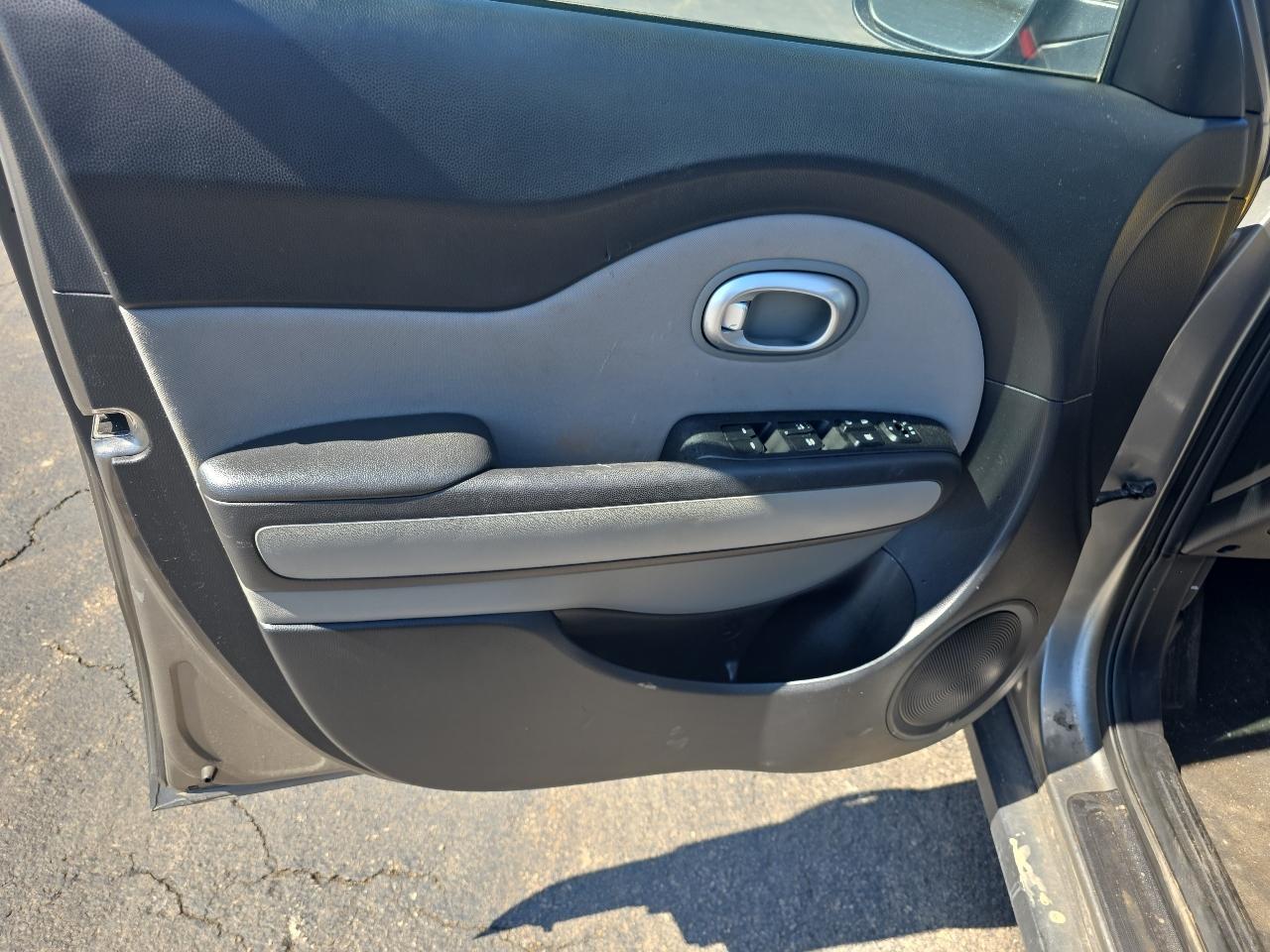 Kia Soul 5dr Wgn Auto + 2016