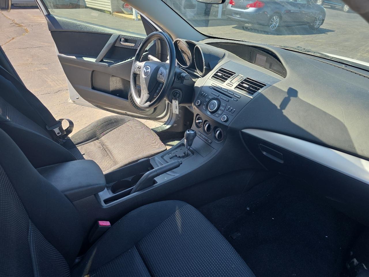 Mazda MAZDA3 4dr Sdn Man i Sport 2013