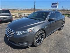 2016 Ford Taurus 