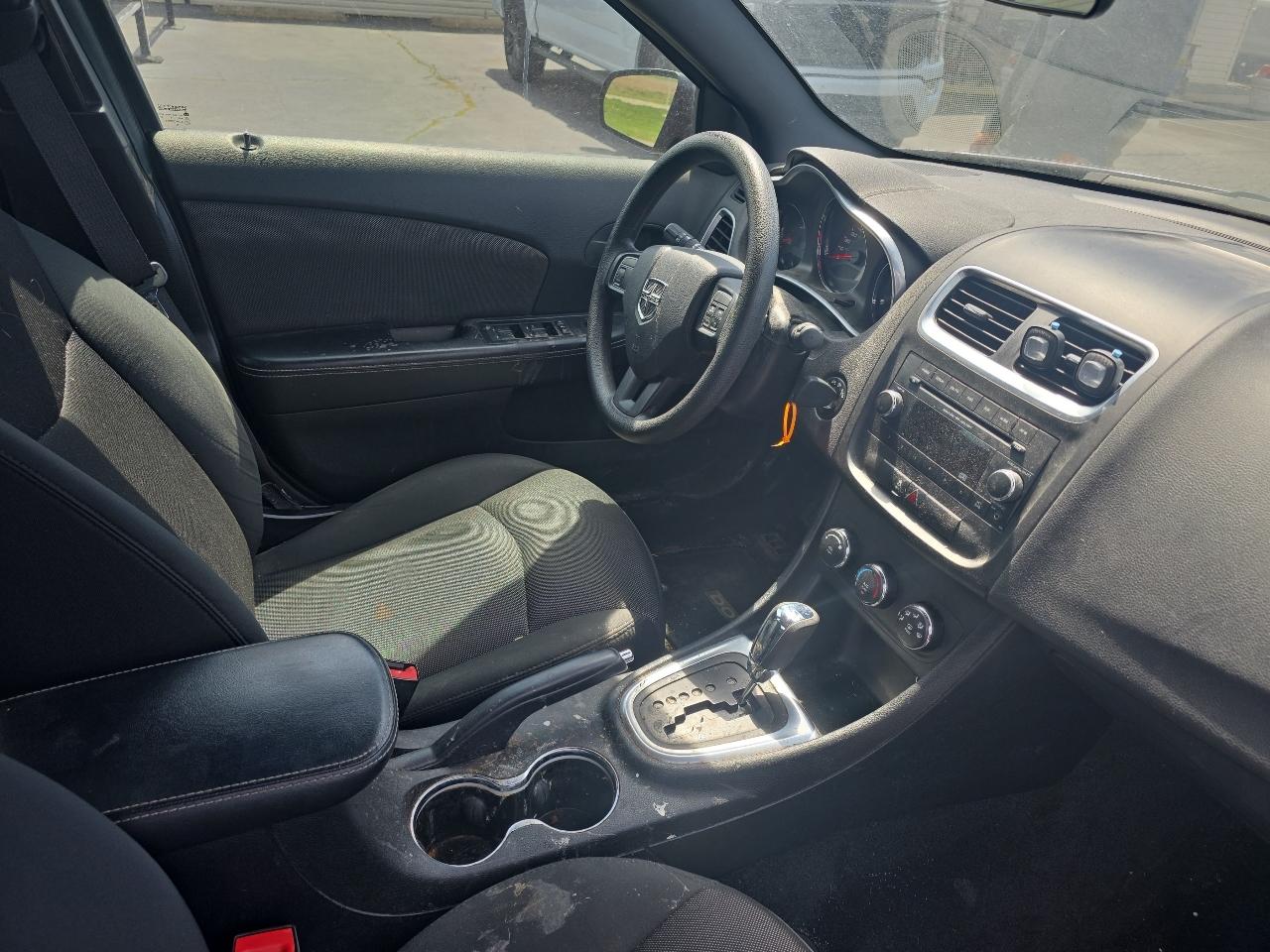 Dodge Avenger 4dr Sdn SE 2014