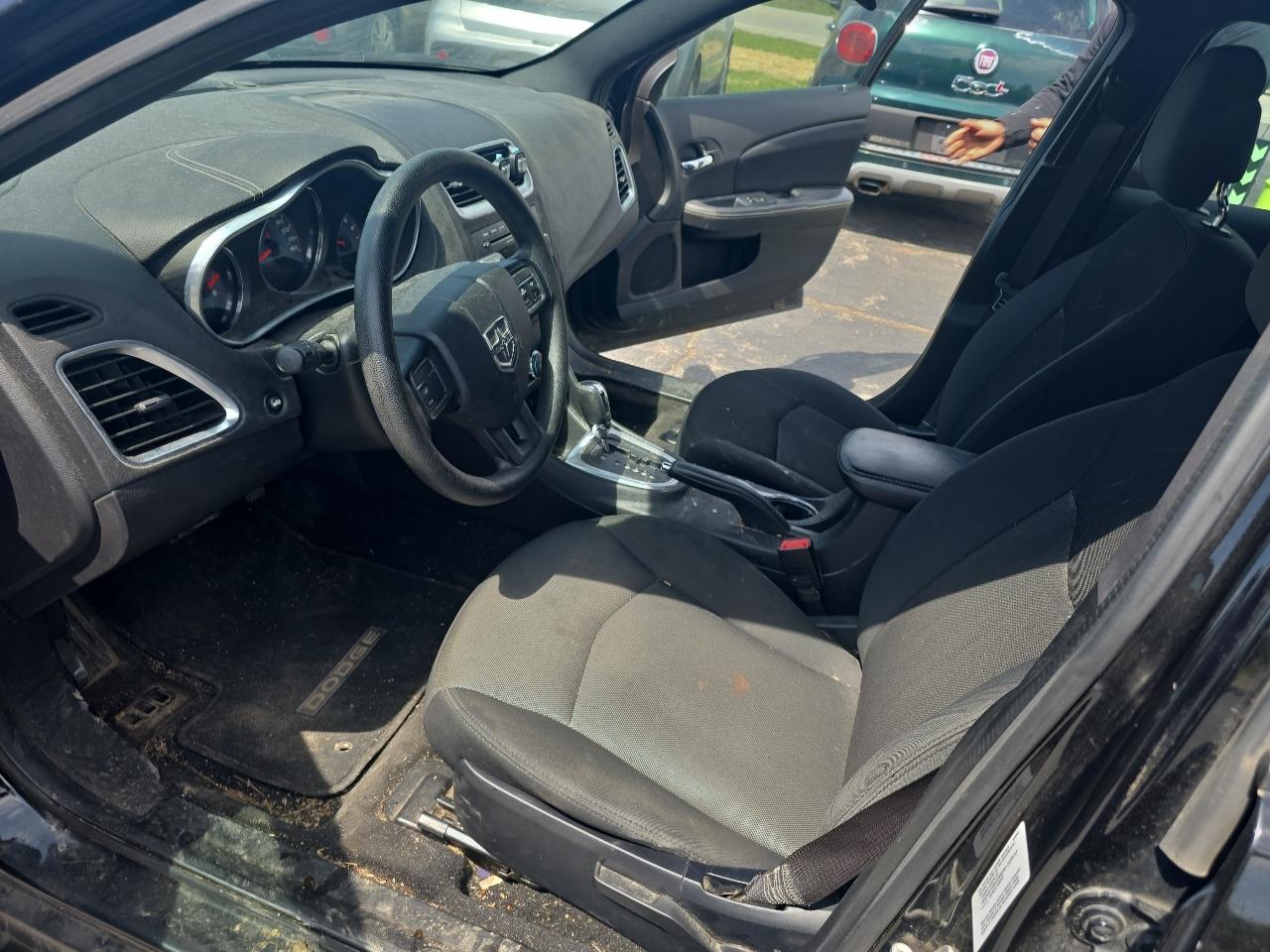 Dodge Avenger 4dr Sdn SE 2014