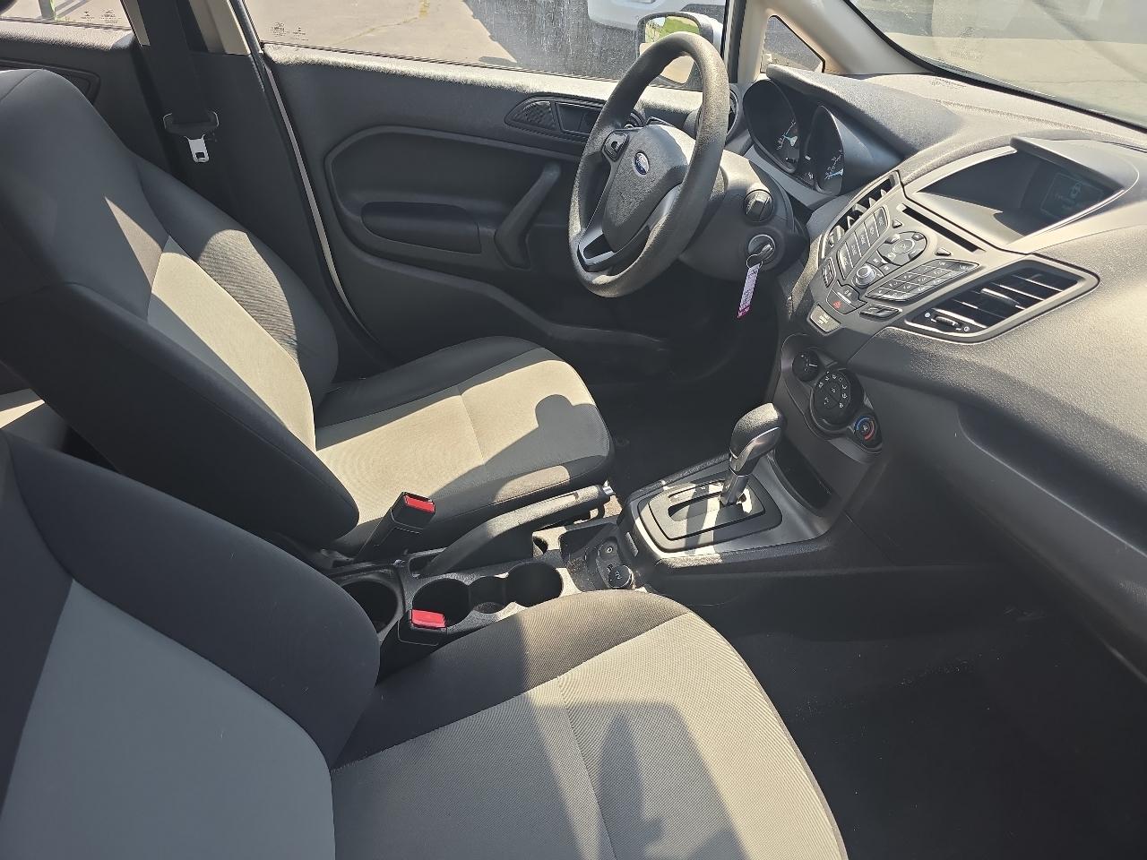 Ford Fiesta S Sedan 2017