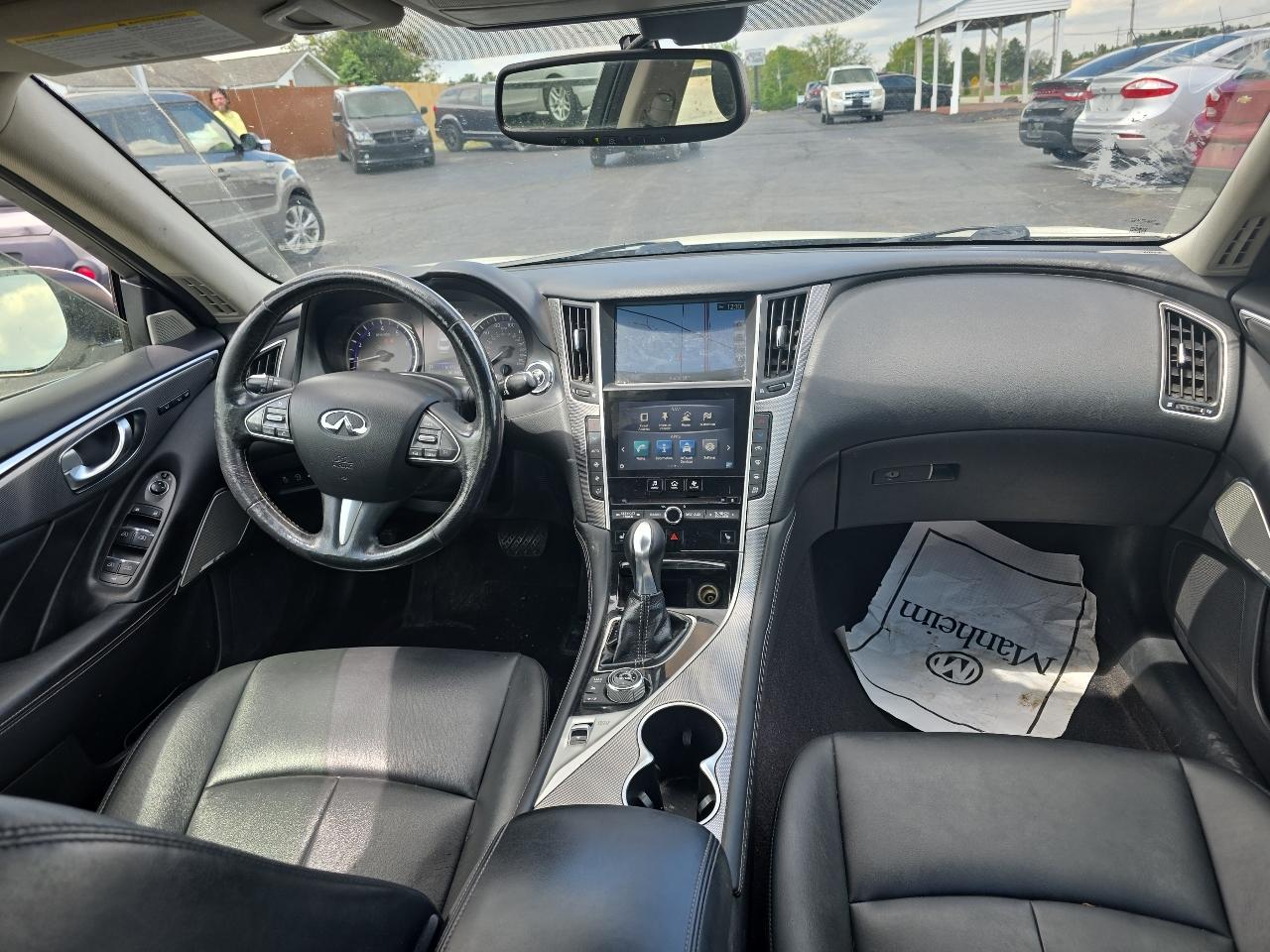 Infiniti Q50 2.0t Premium AWD 2017