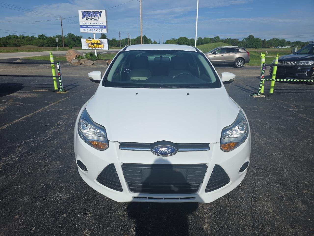 Ford Focus 4dr Sdn SE 2014