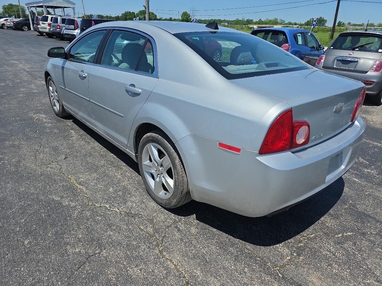 Chevrolet Malibu 4dr Sdn LS w/1LS 2012