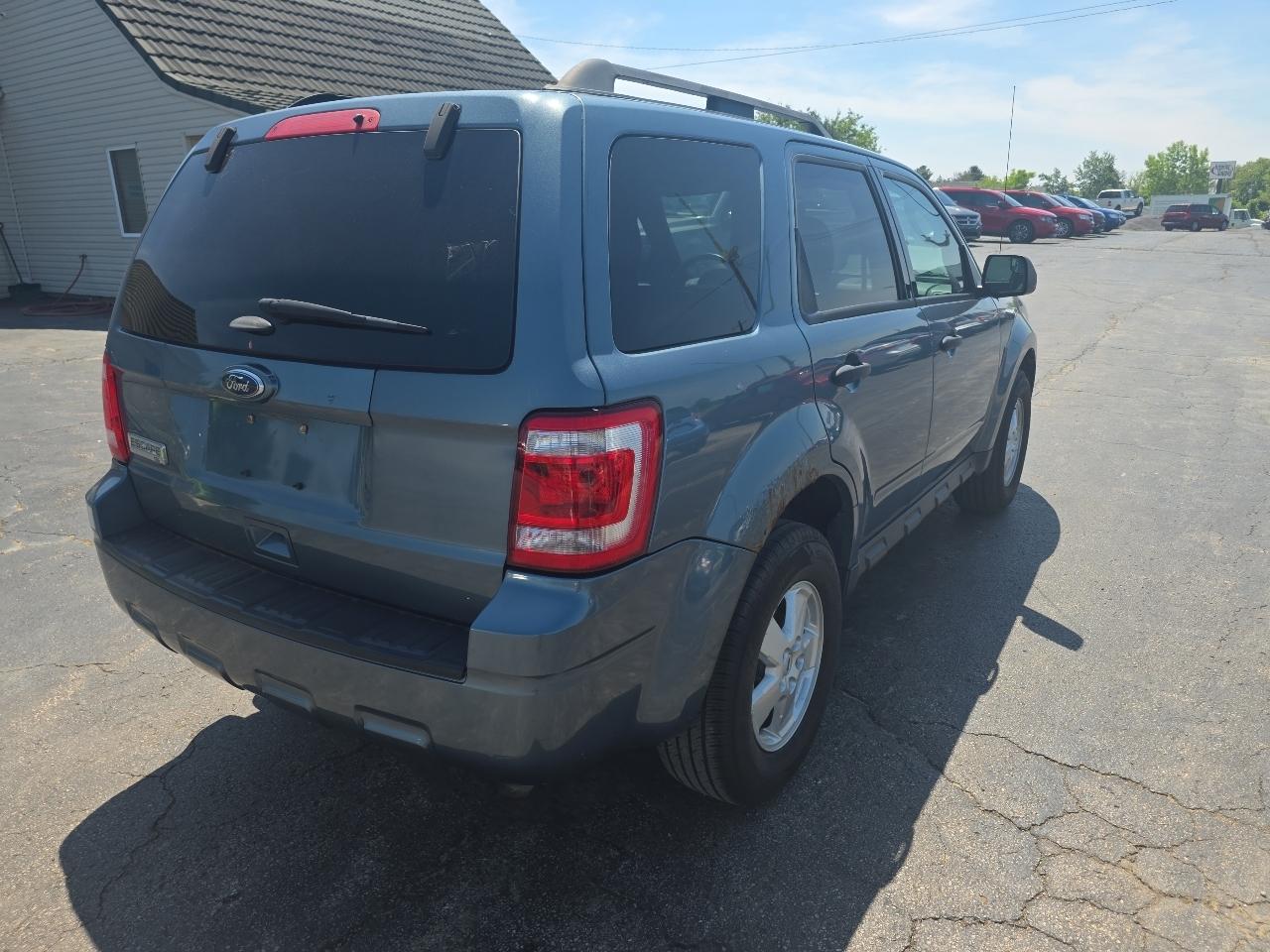 Ford Escape 4WD 4dr XLT 2012
