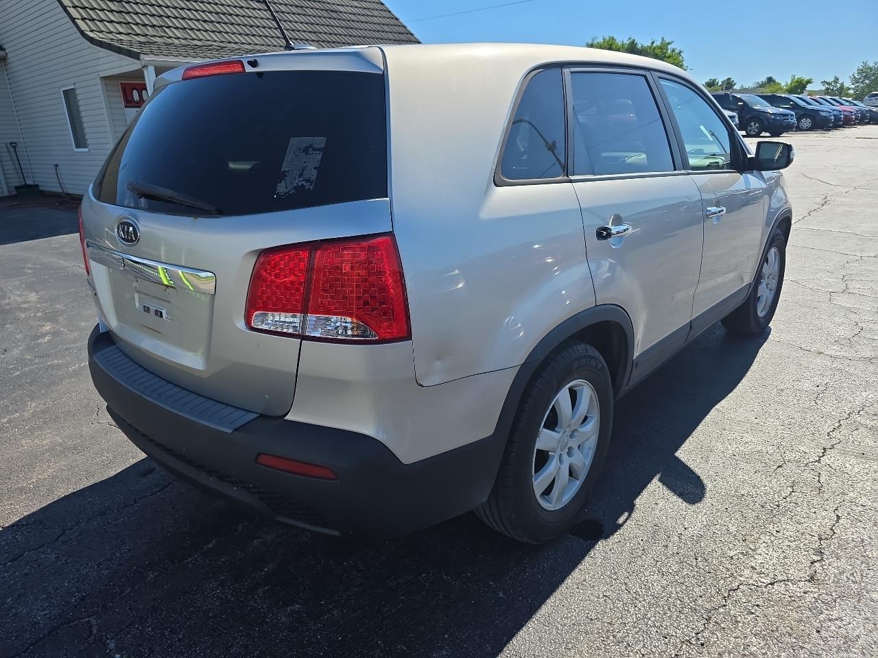 Kia Sorento 2WD 4dr I4 LX 2013