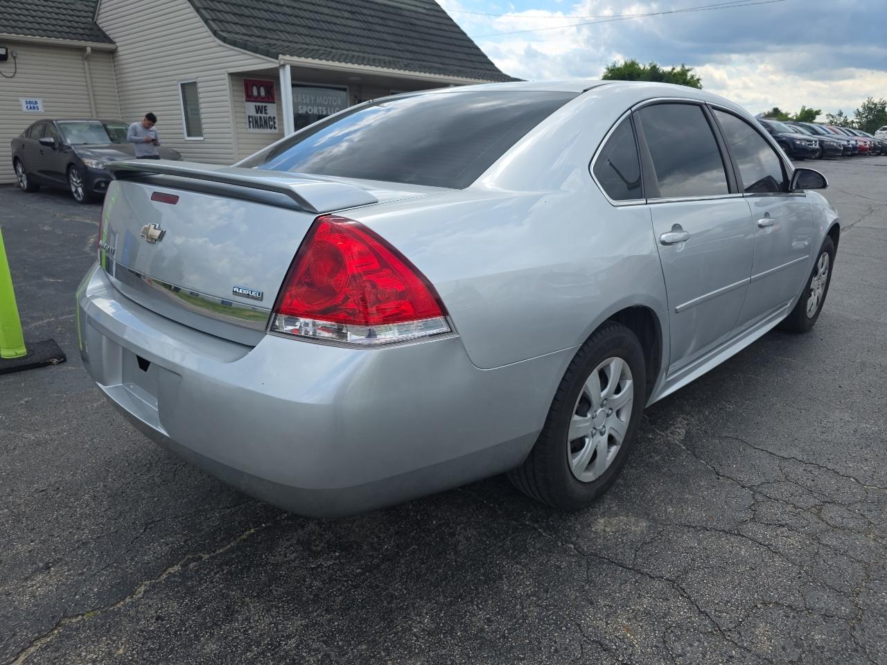 Chevrolet Impala 4dr Sdn LS Fleet 2011