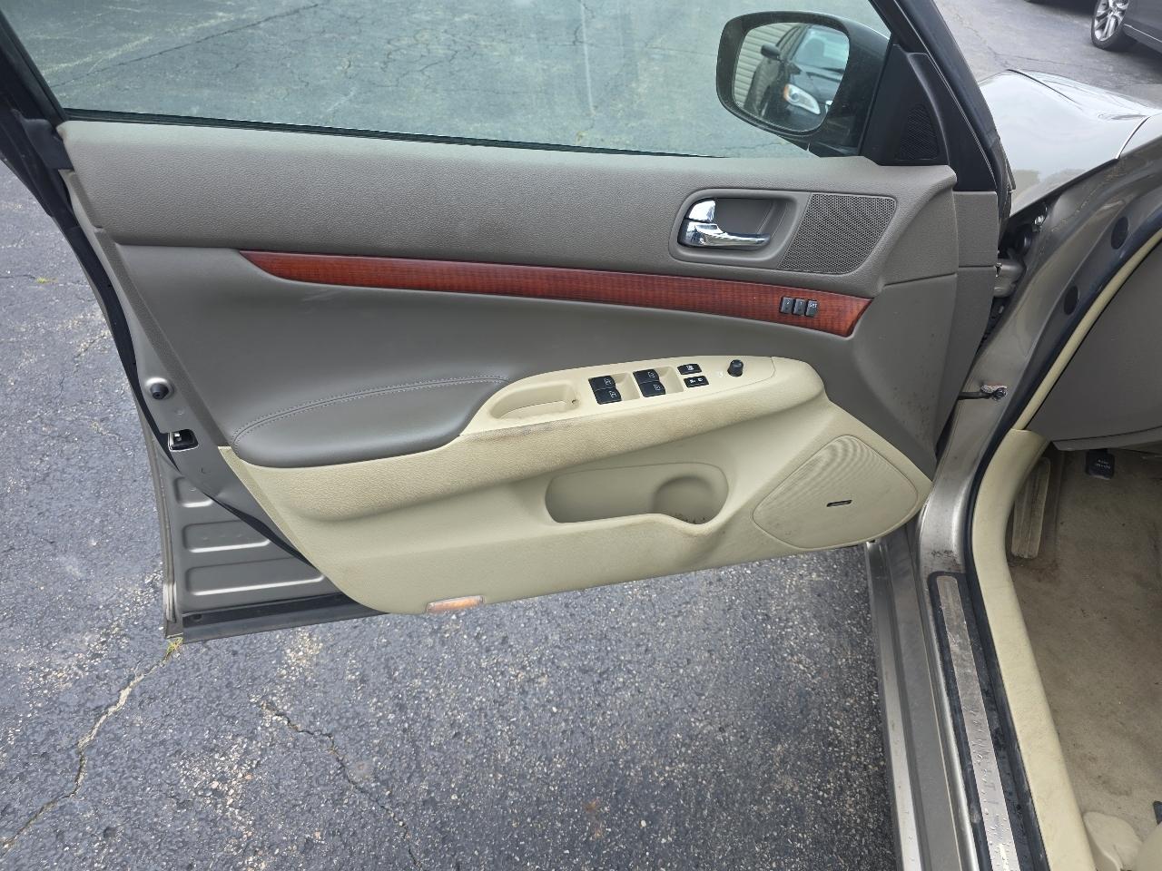 Infiniti G37 Sedan 4dr x AWD 2009