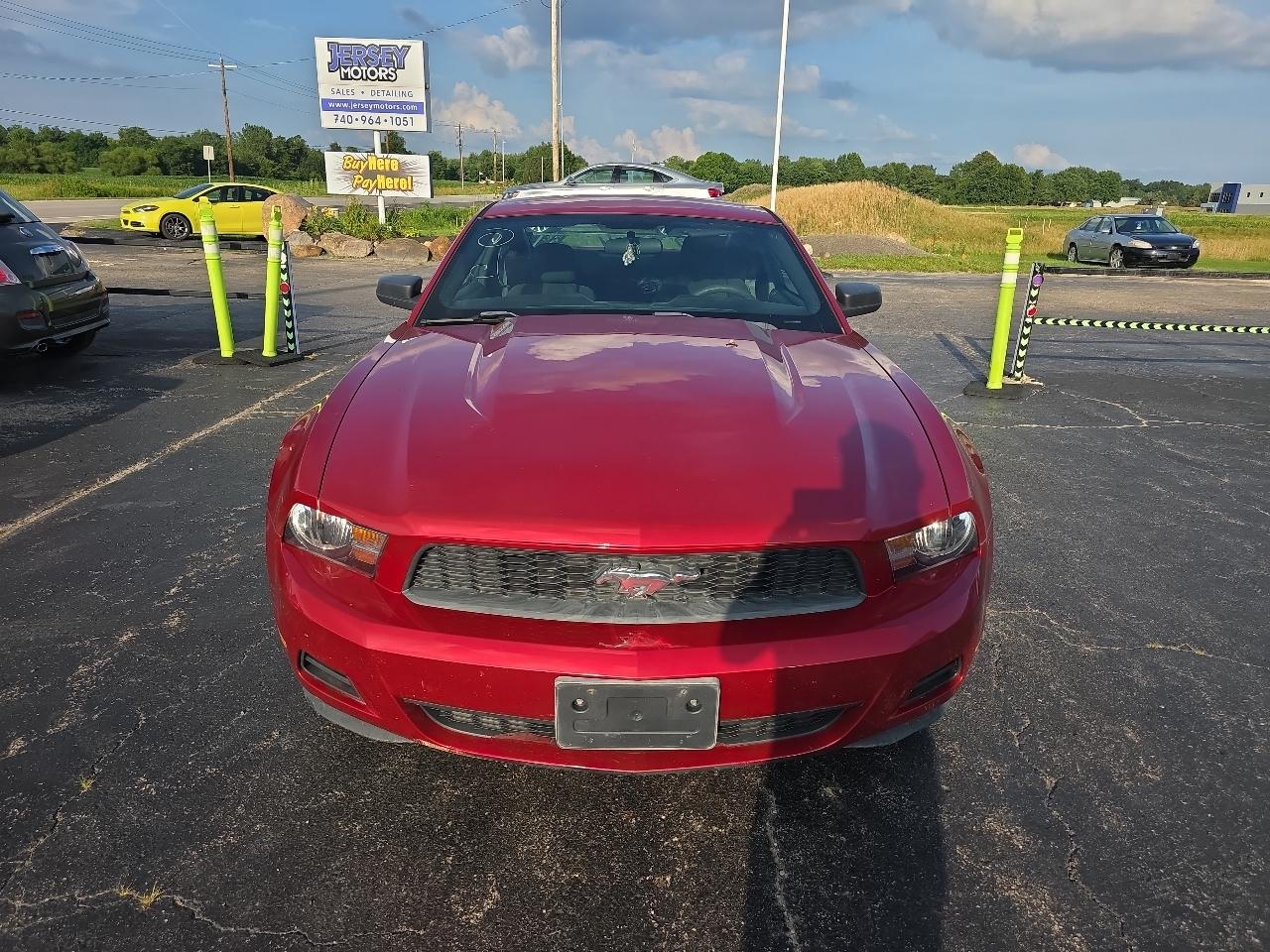 Ford Mustang 2dr Cpe V6 2010