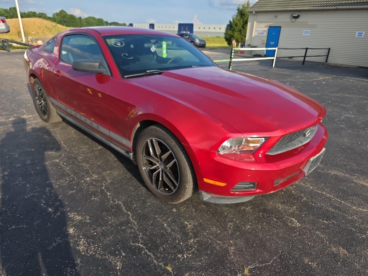 Ford Mustang 2dr Cpe V6 2010