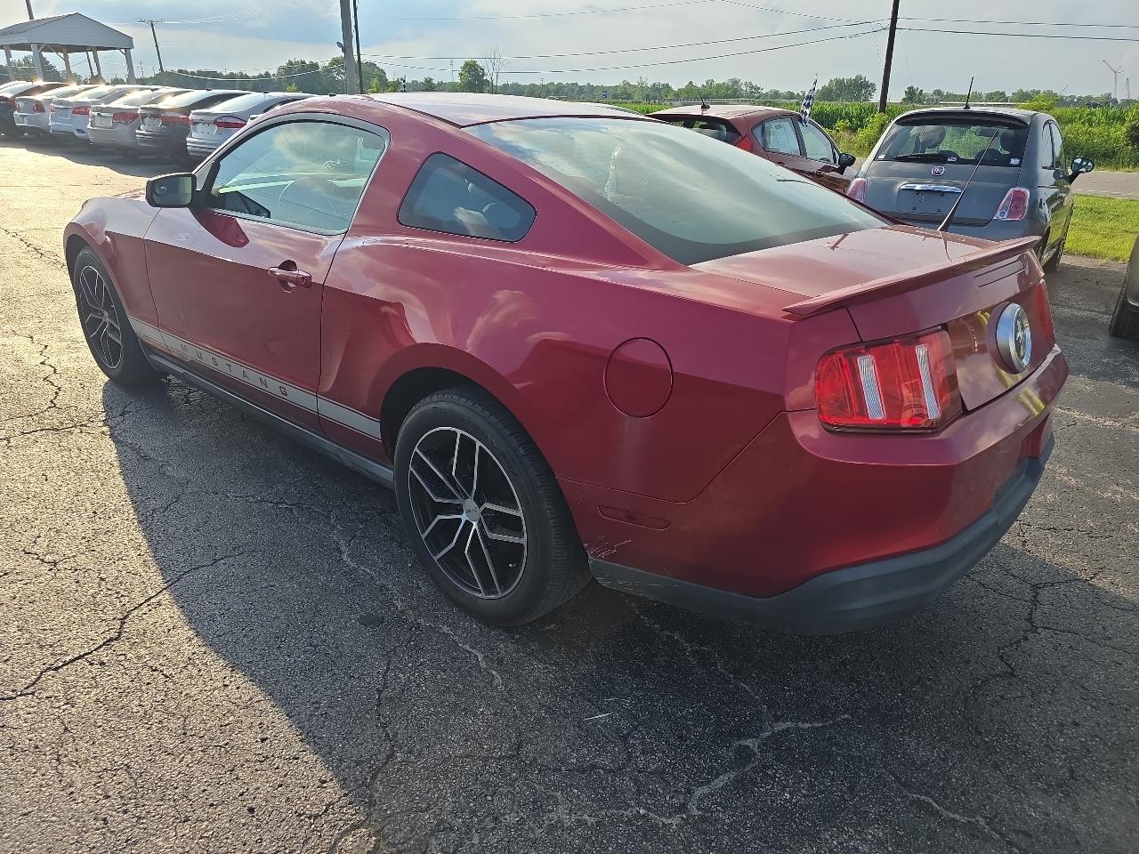 Ford Mustang 2dr Cpe V6 2010