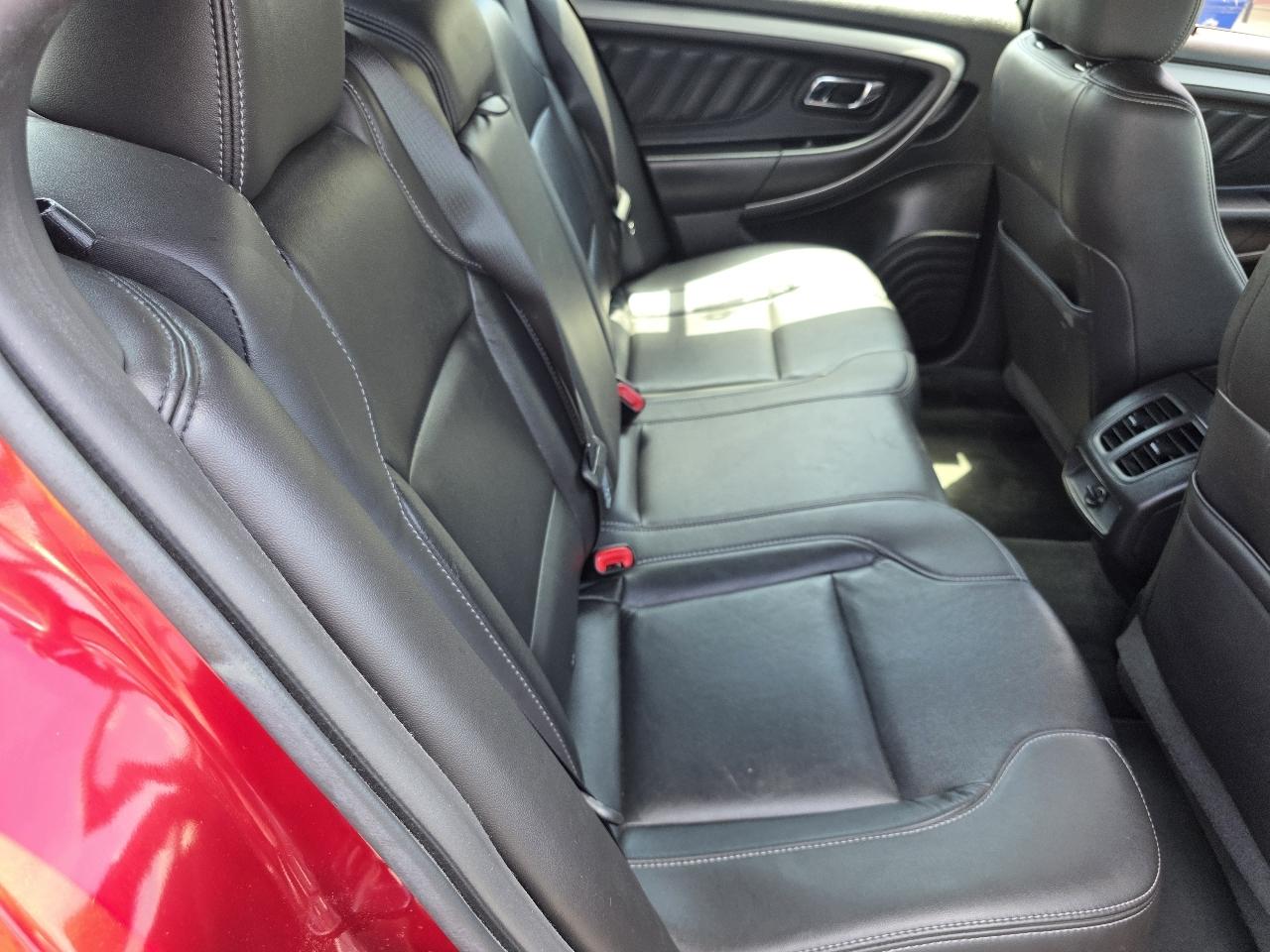 Ford Taurus 4dr Sdn SEL FWD 2016