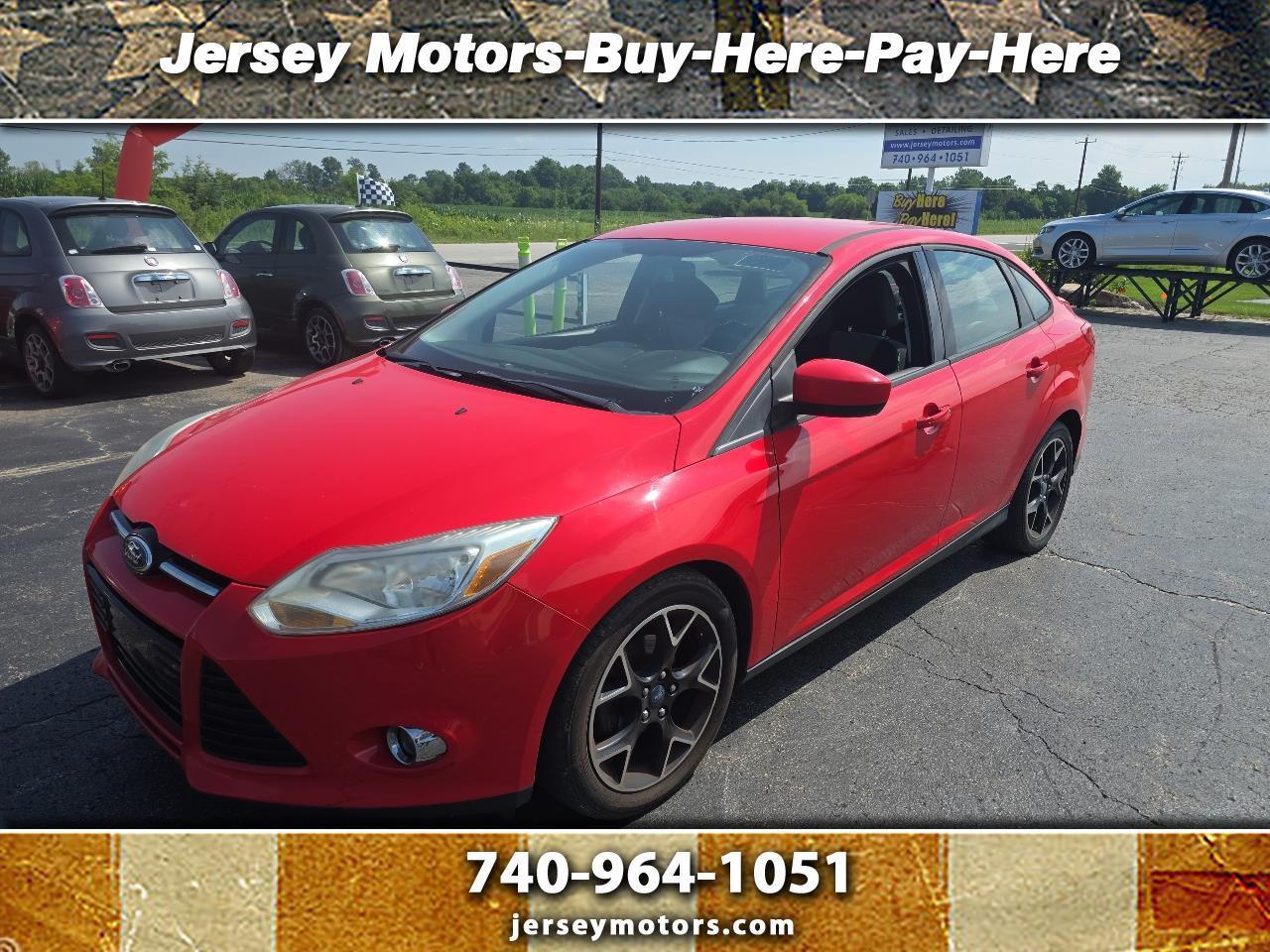 Ford Focus 4dr Sdn SE 2012