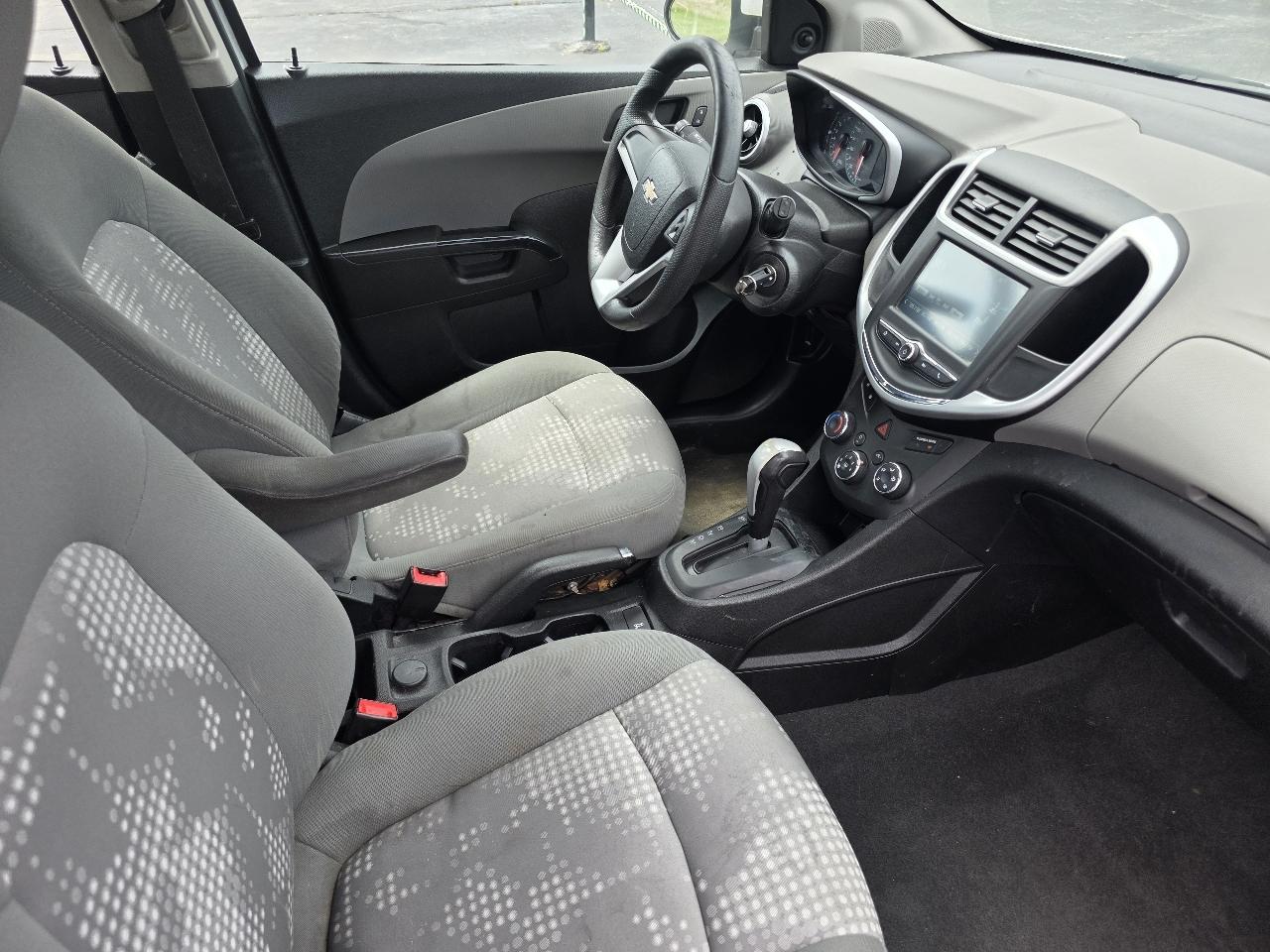 Chevrolet Sonic 5dr HB Auto LT w/1FL 2017
