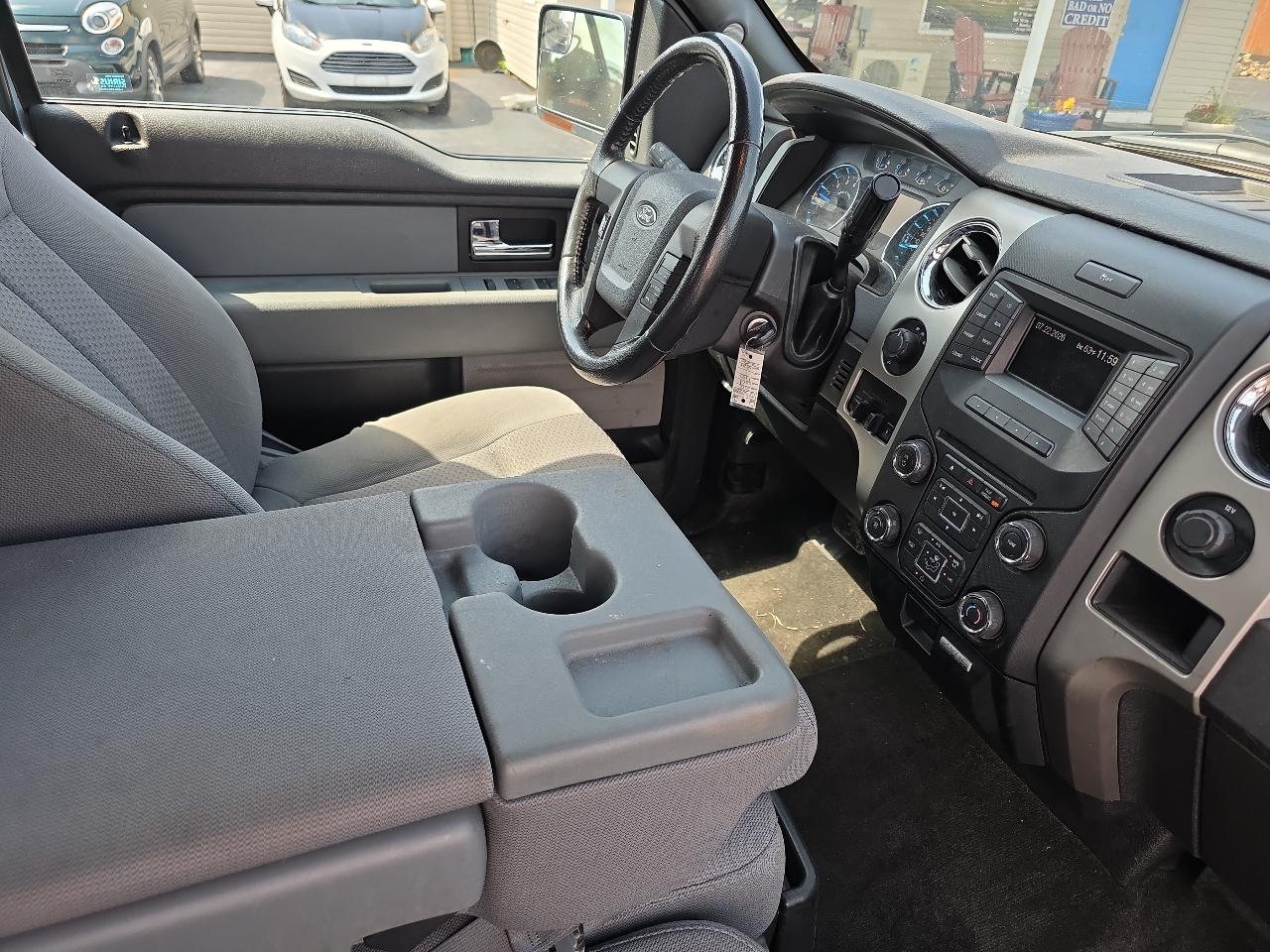 Ford F-150 4WD SuperCrew 145" King Ranch 2013