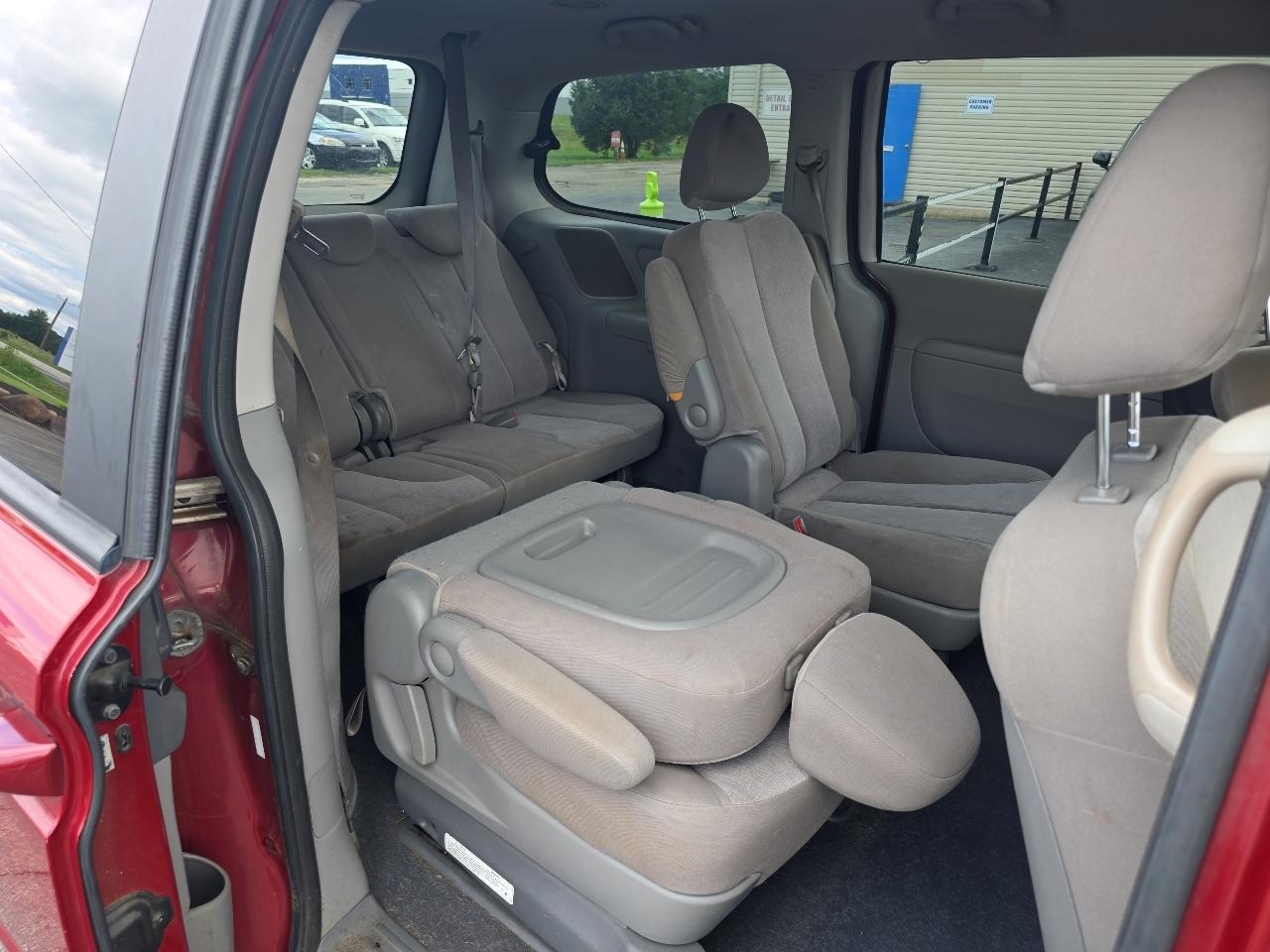 Kia Sedona 4dr Wgn LX 2012