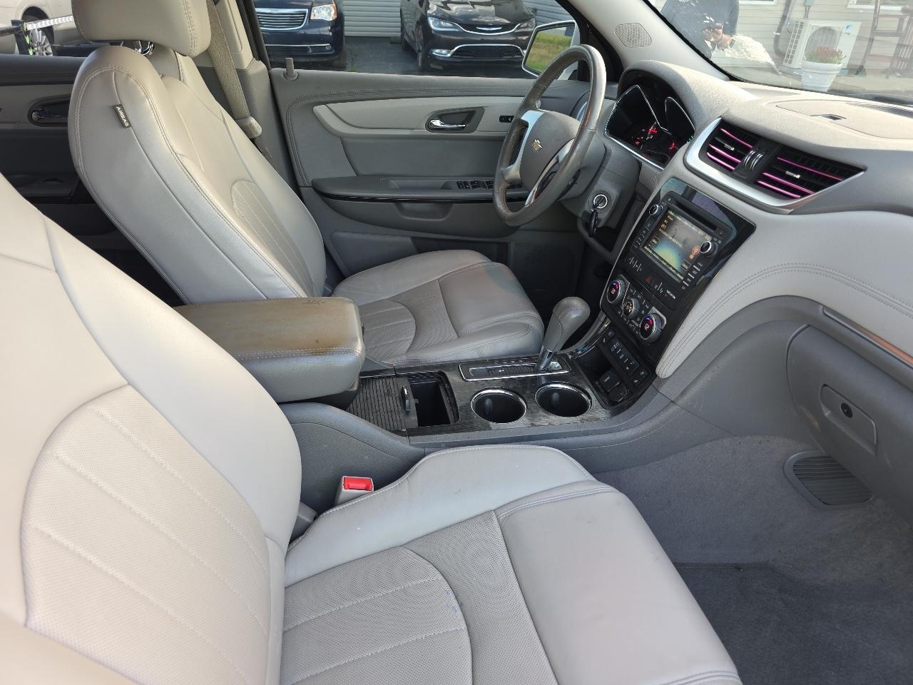 Chevrolet Traverse FWD 4dr Premier 2017