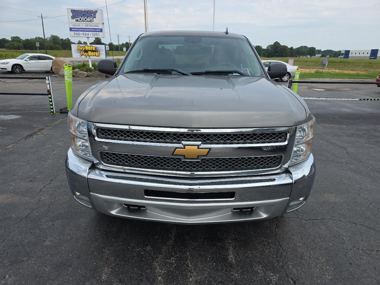 Chevrolet Silverado 1500 4WD Ext Cab 143.5" LT 2012
