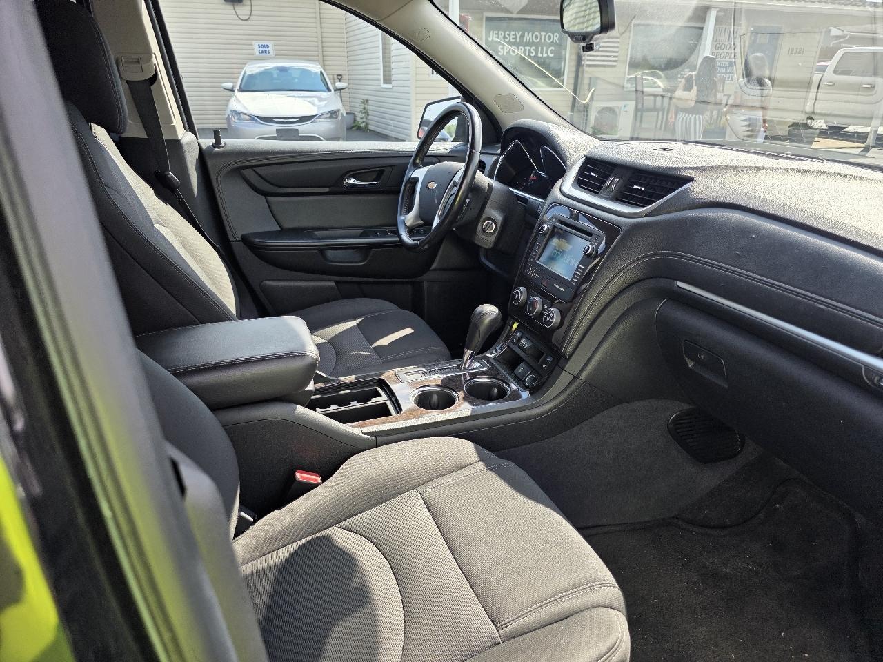 Chevrolet Traverse FWD 4dr LT w/1LT 2016
