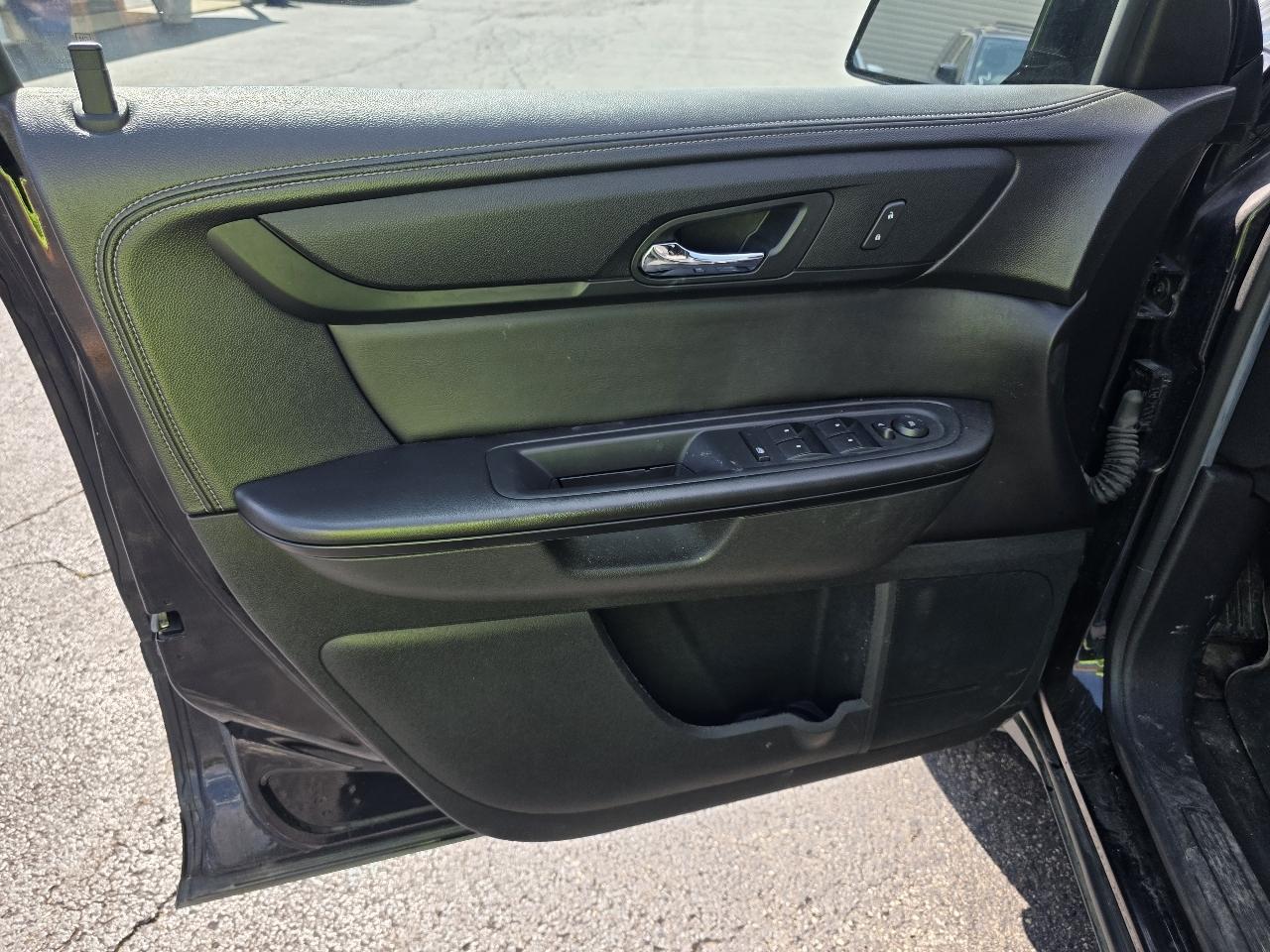 Chevrolet Traverse FWD 4dr LT w/1LT 2016
