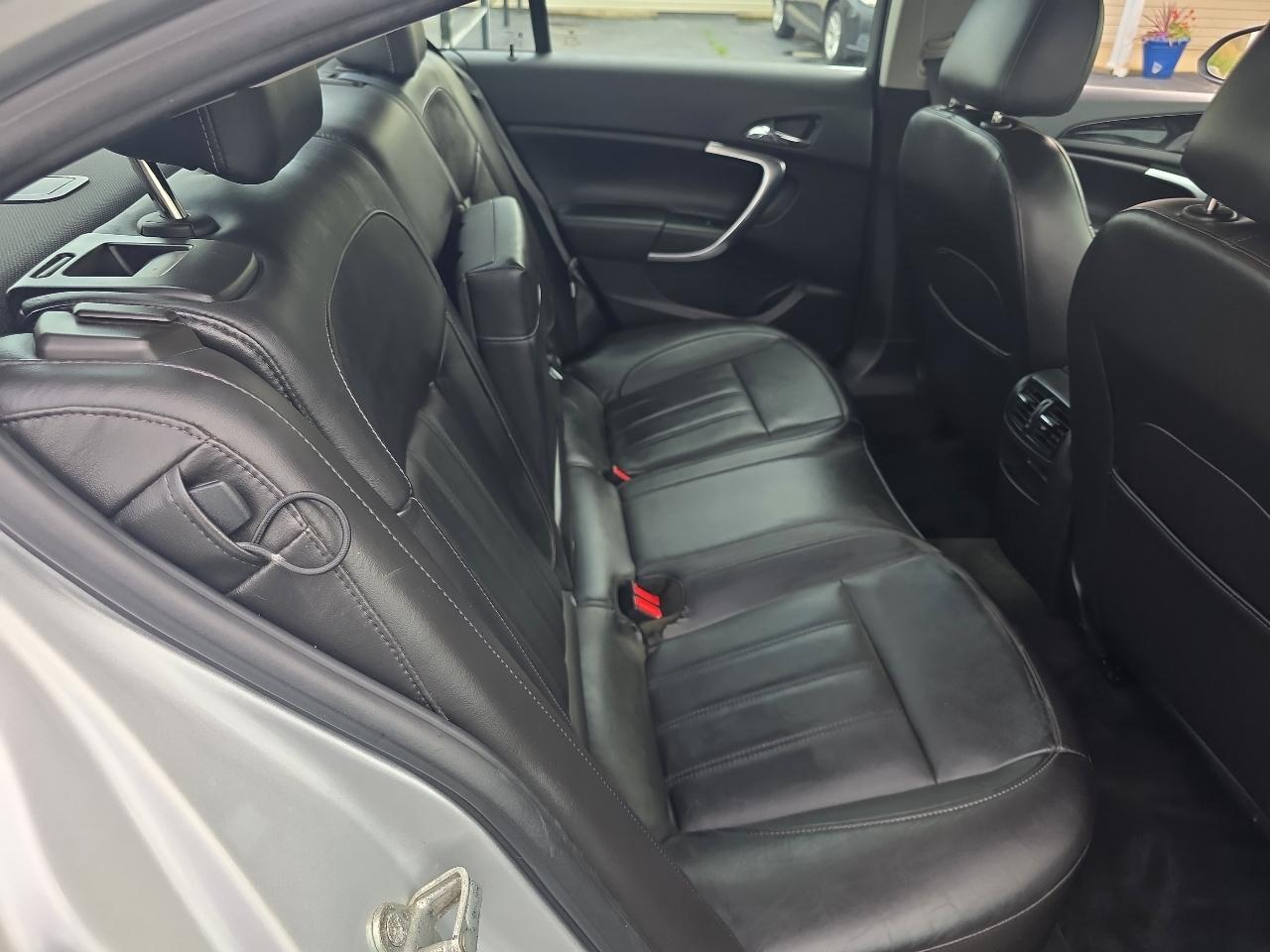 Buick Regal 4dr Sdn CXL RL1 (Oshawa) 2011