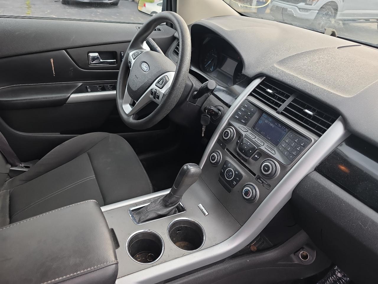 Ford Edge 4dr SE FWD 2013