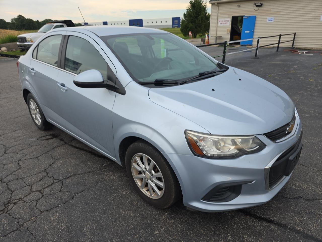 Chevrolet Sonic 4dr Sdn Auto LT 2017