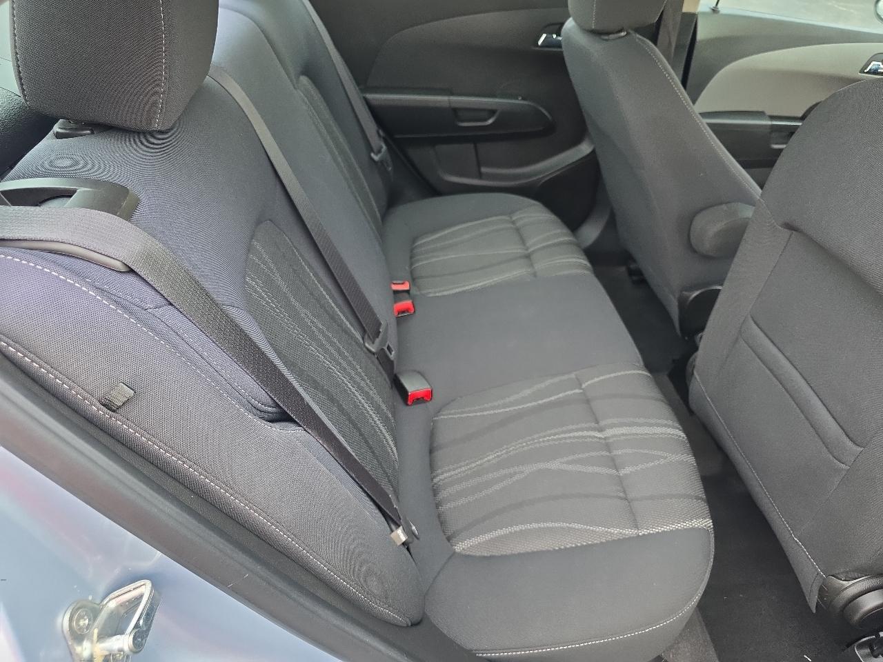 Chevrolet Sonic 4dr Sdn Auto LT 2017