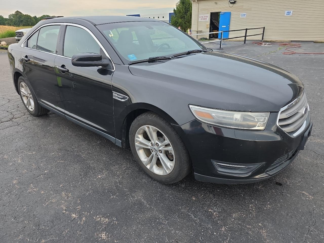 Ford Taurus 4dr Sdn SEL AWD 2013
