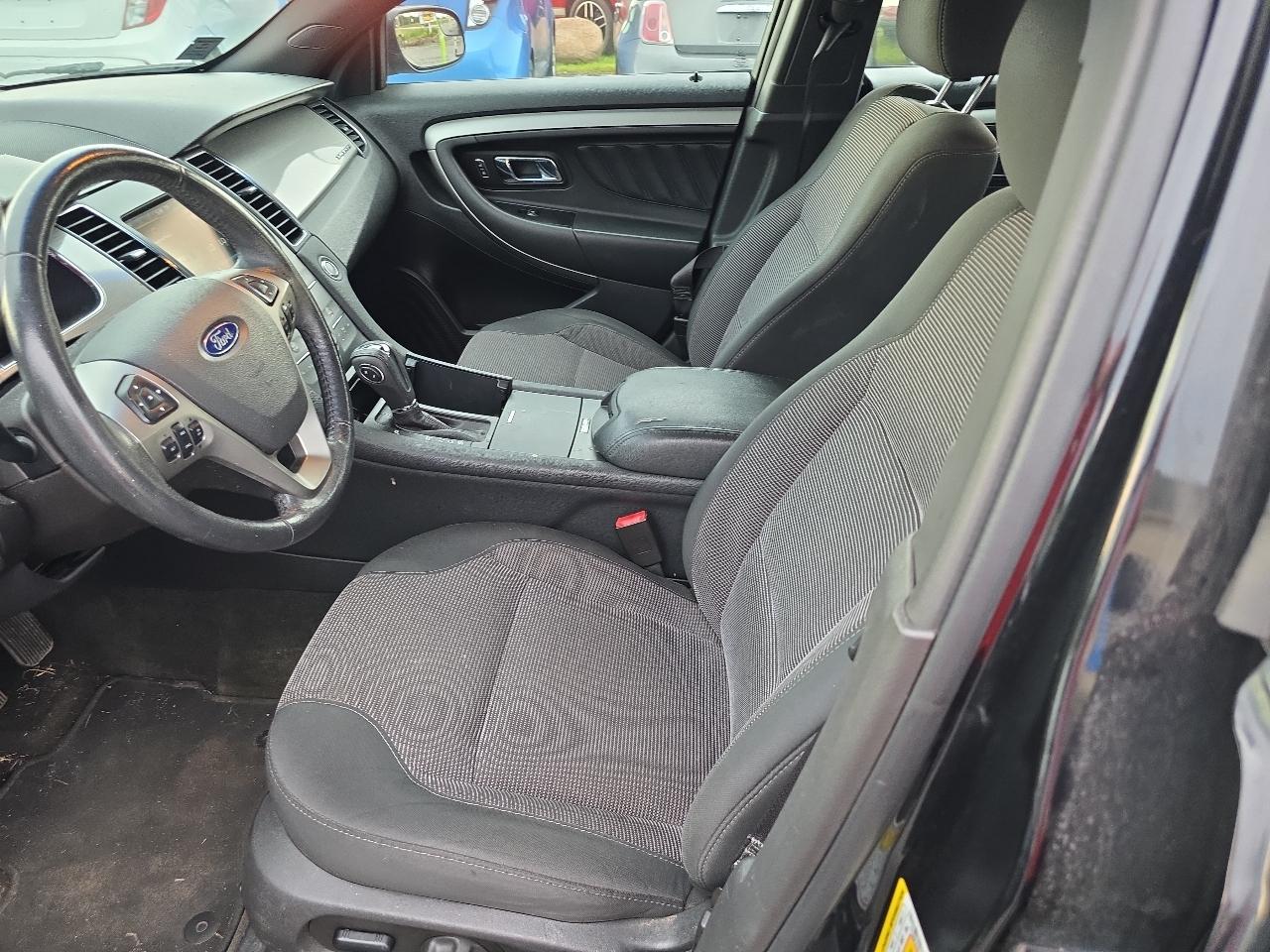 Ford Taurus 4dr Sdn SEL AWD 2013
