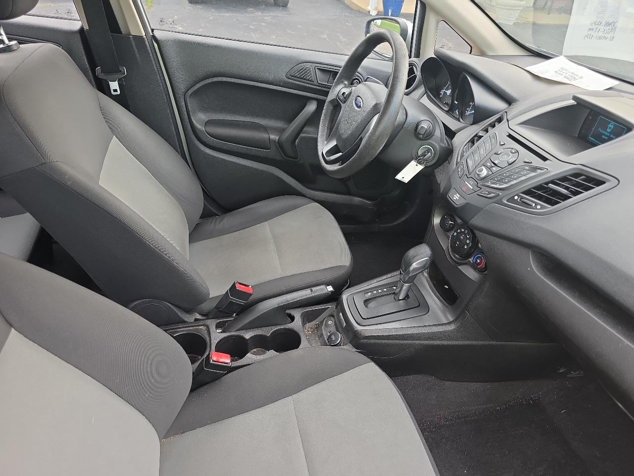 Ford Fiesta S Sedan 2017