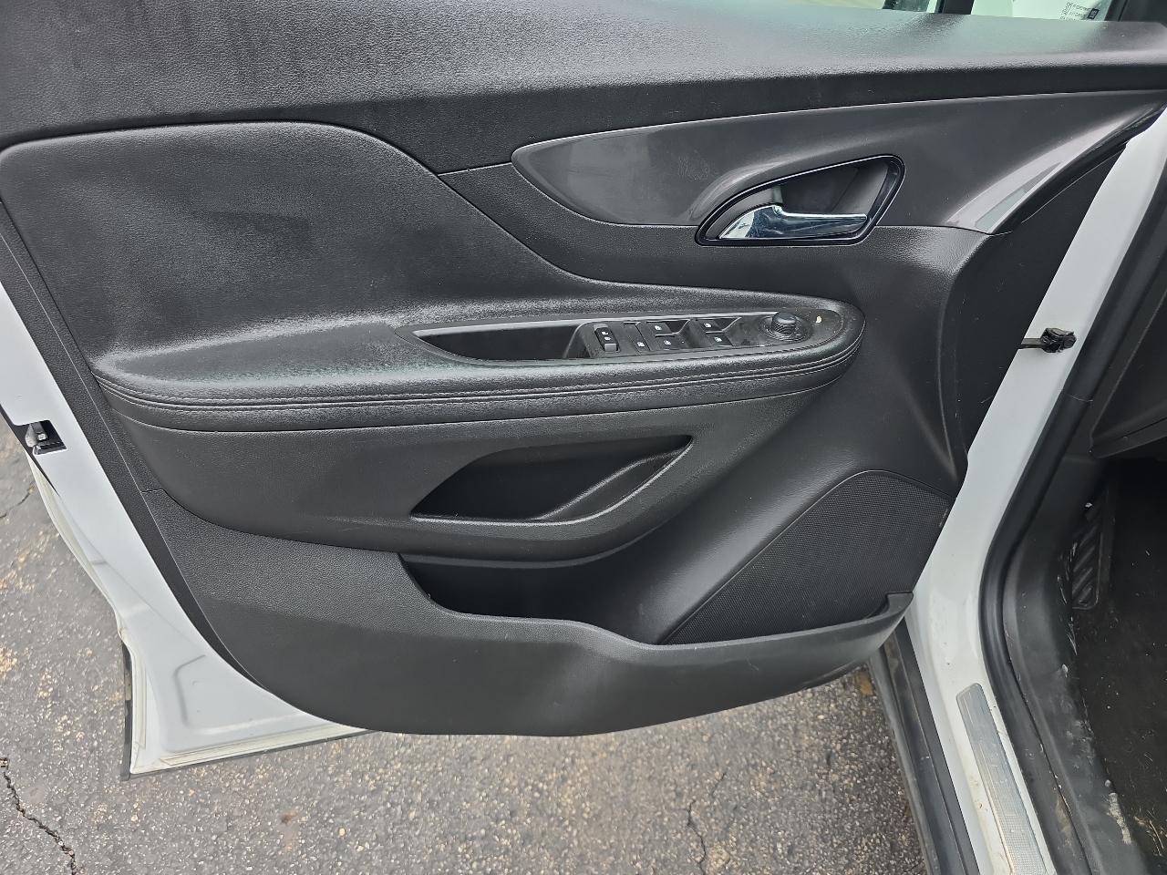 Buick Encore FWD 4dr Essence 2020