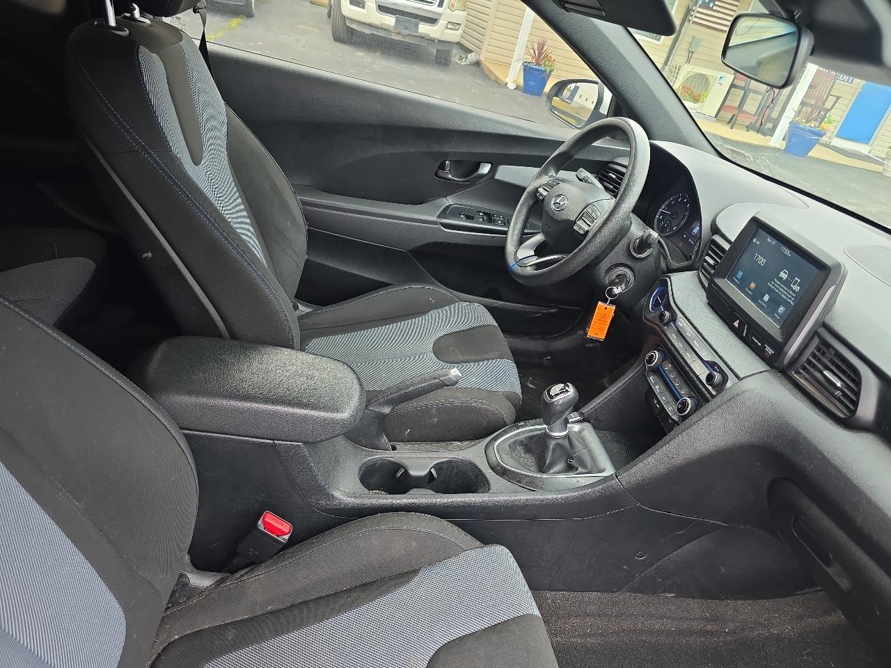 Hyundai Veloster 2.0 Manual 2020