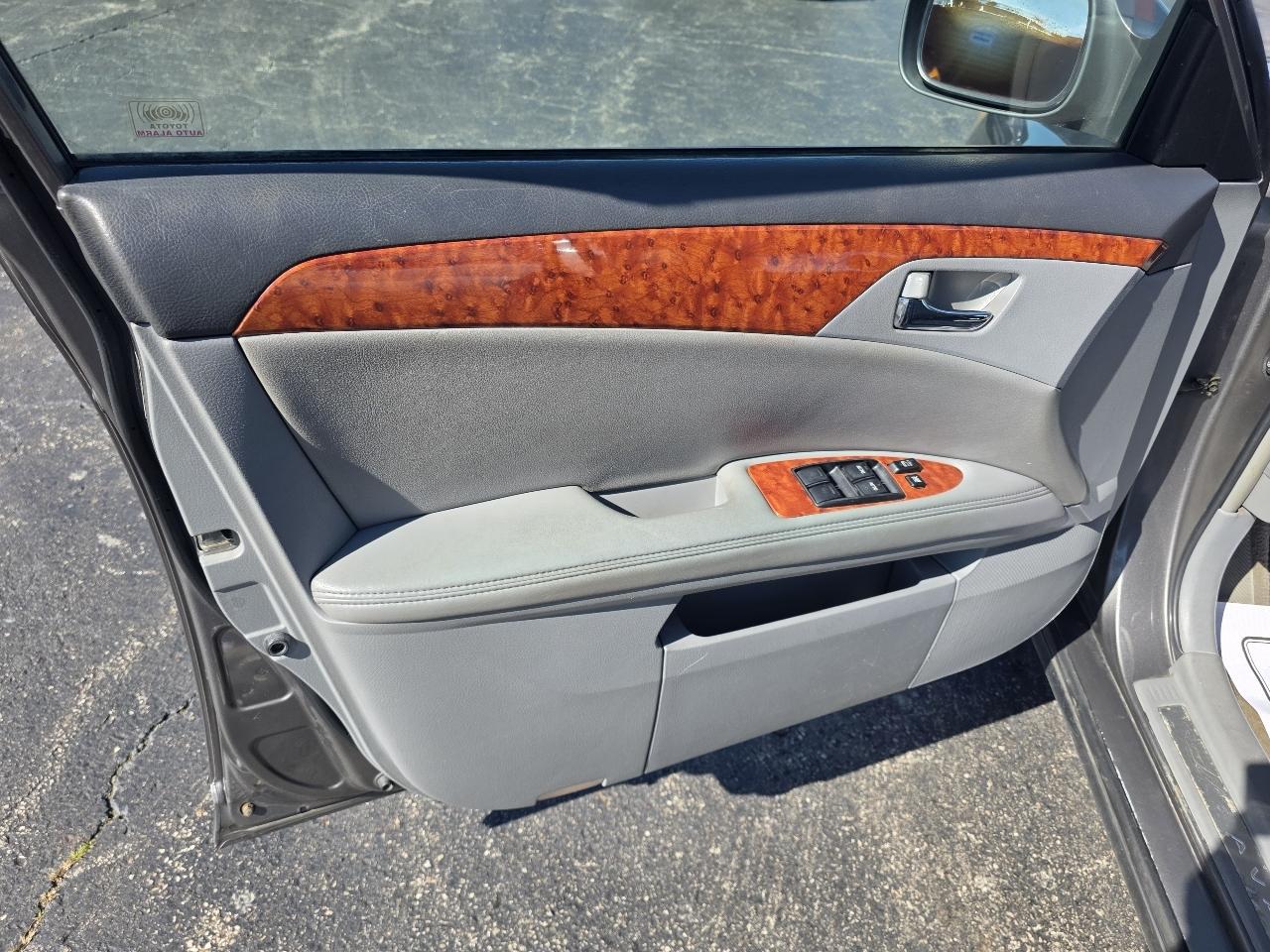 Toyota Avalon 4dr Sdn Touring (Natl) 2007
