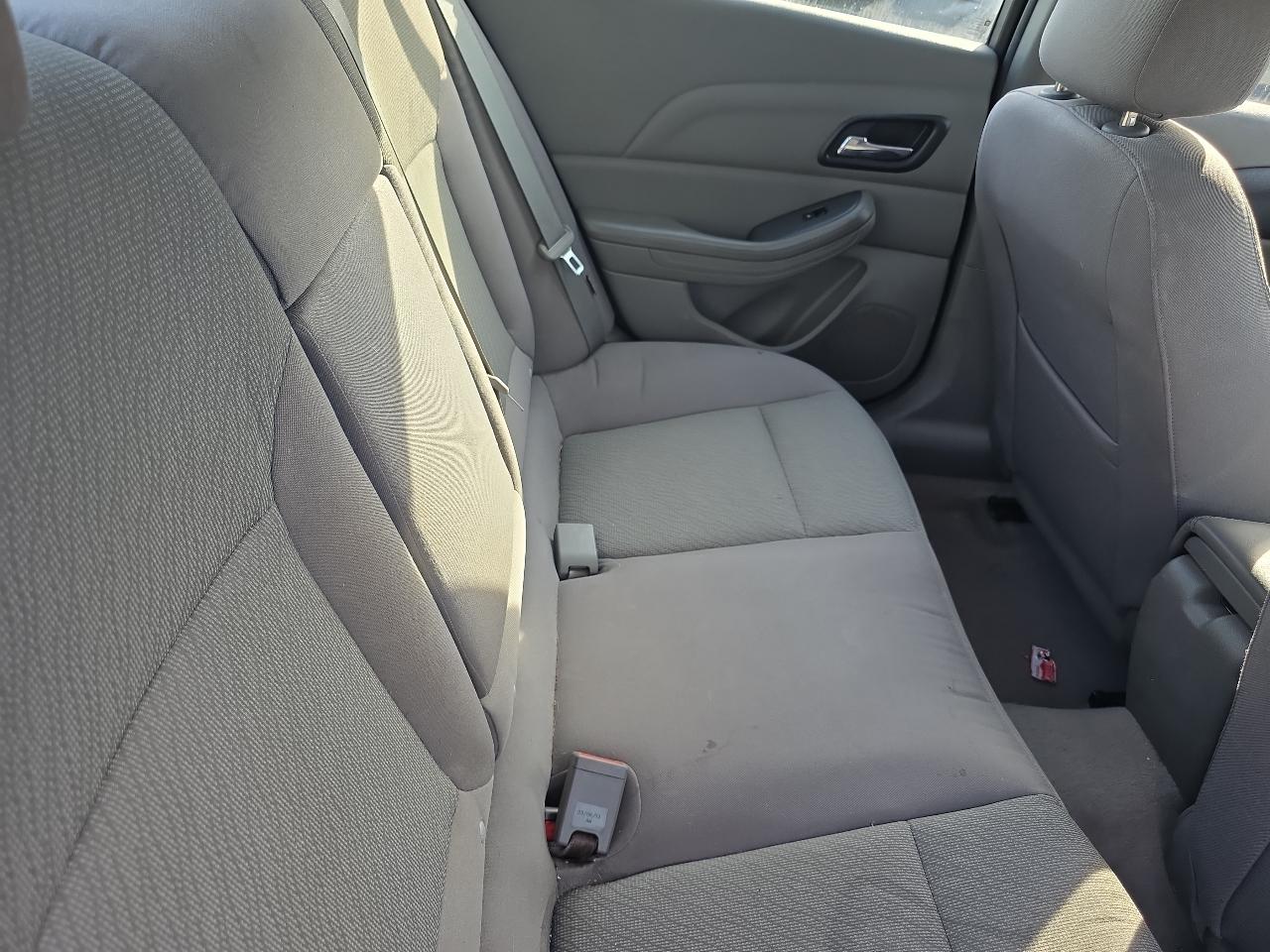 Chevrolet Malibu 4dr Sdn LS w/1LS 2013