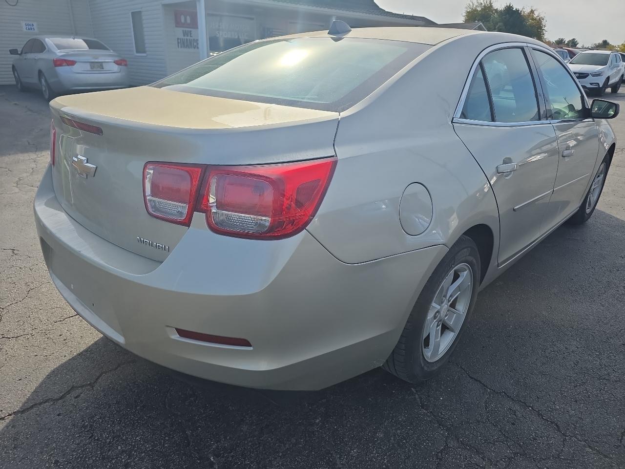 Chevrolet Malibu 4dr Sdn LS w/1LS 2013
