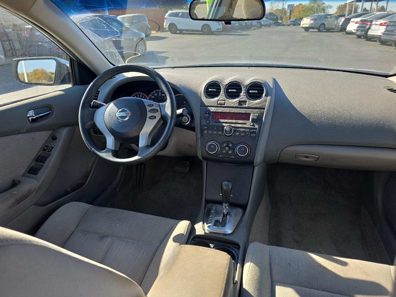 Nissan Altima 4dr Sdn I4 CVT 2.5 S 2012