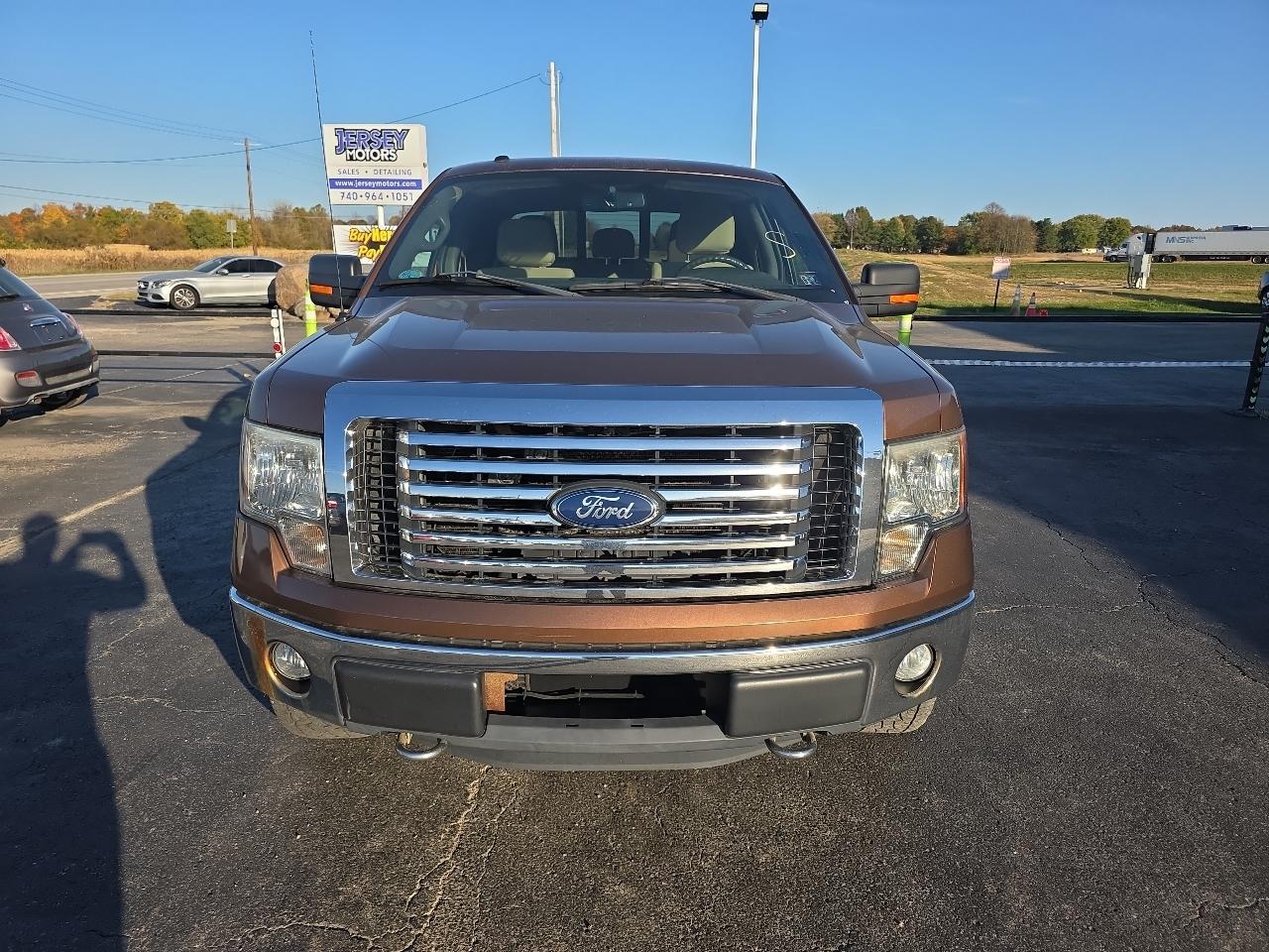 Ford F-150 4WD SuperCrew 145" Platinum 2011