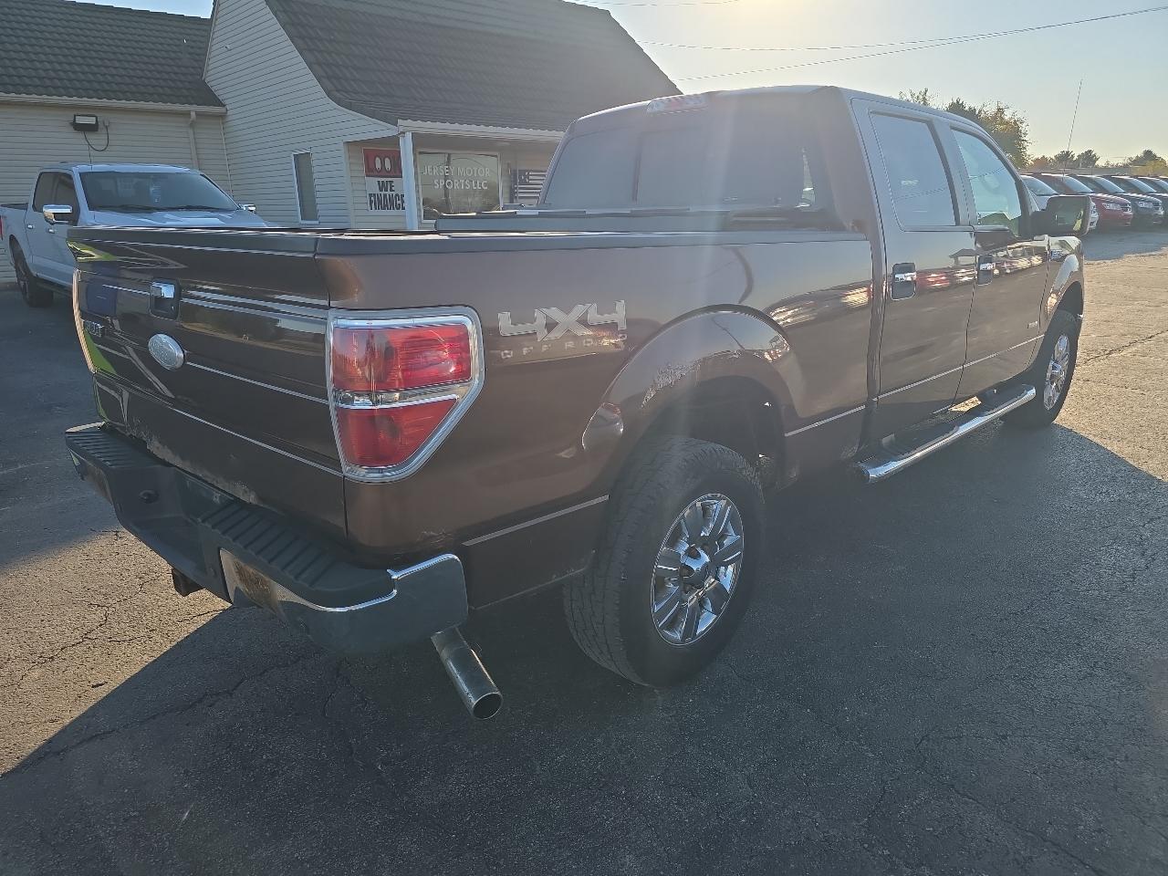 Ford F-150 4WD SuperCrew 145" Platinum 2011