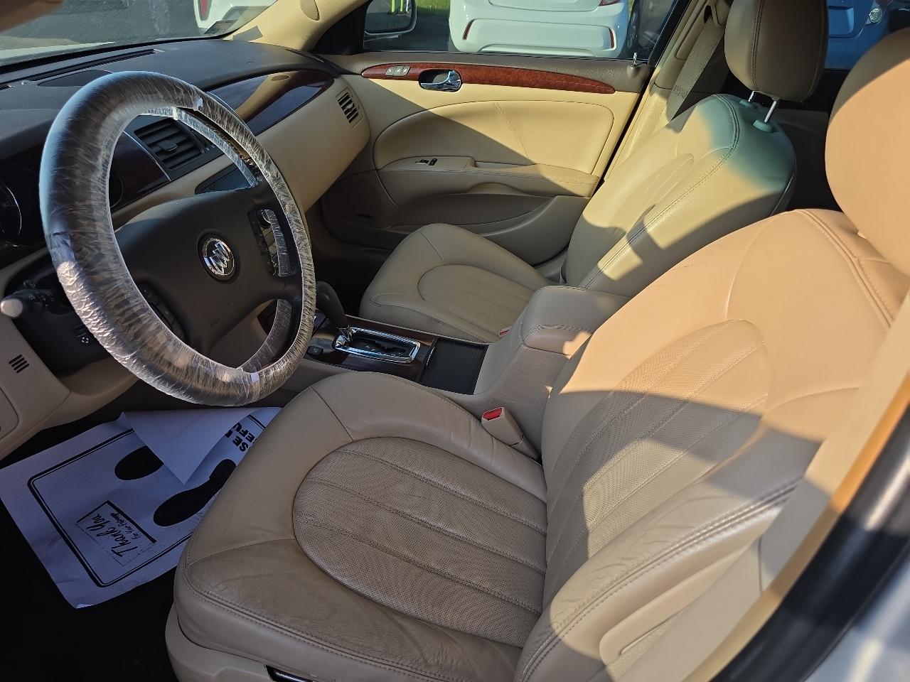 Buick Lucerne 4dr Sdn V8 CXS *Ltd Avail* 2008